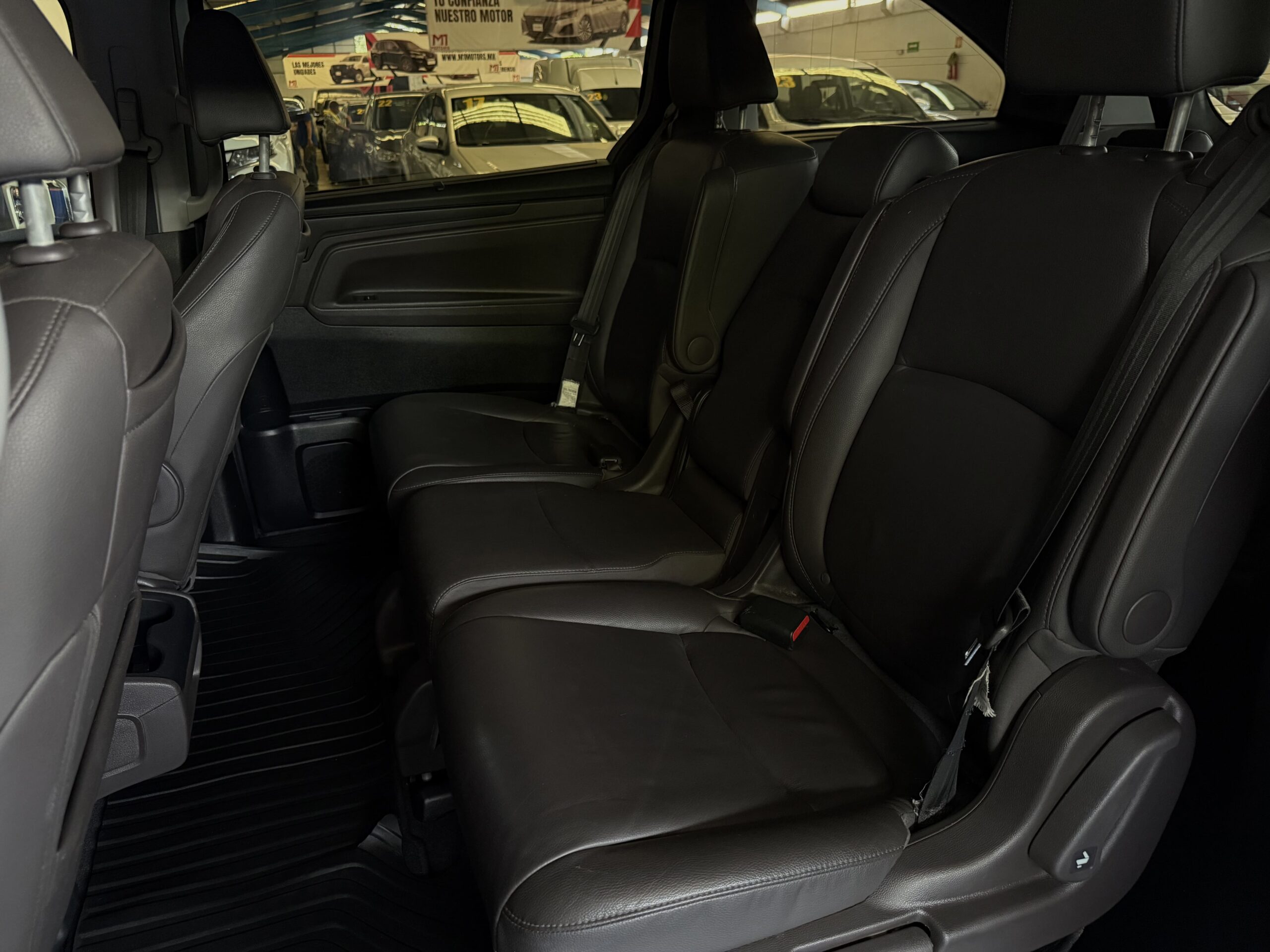 HONDA ODYSSEY TOURING