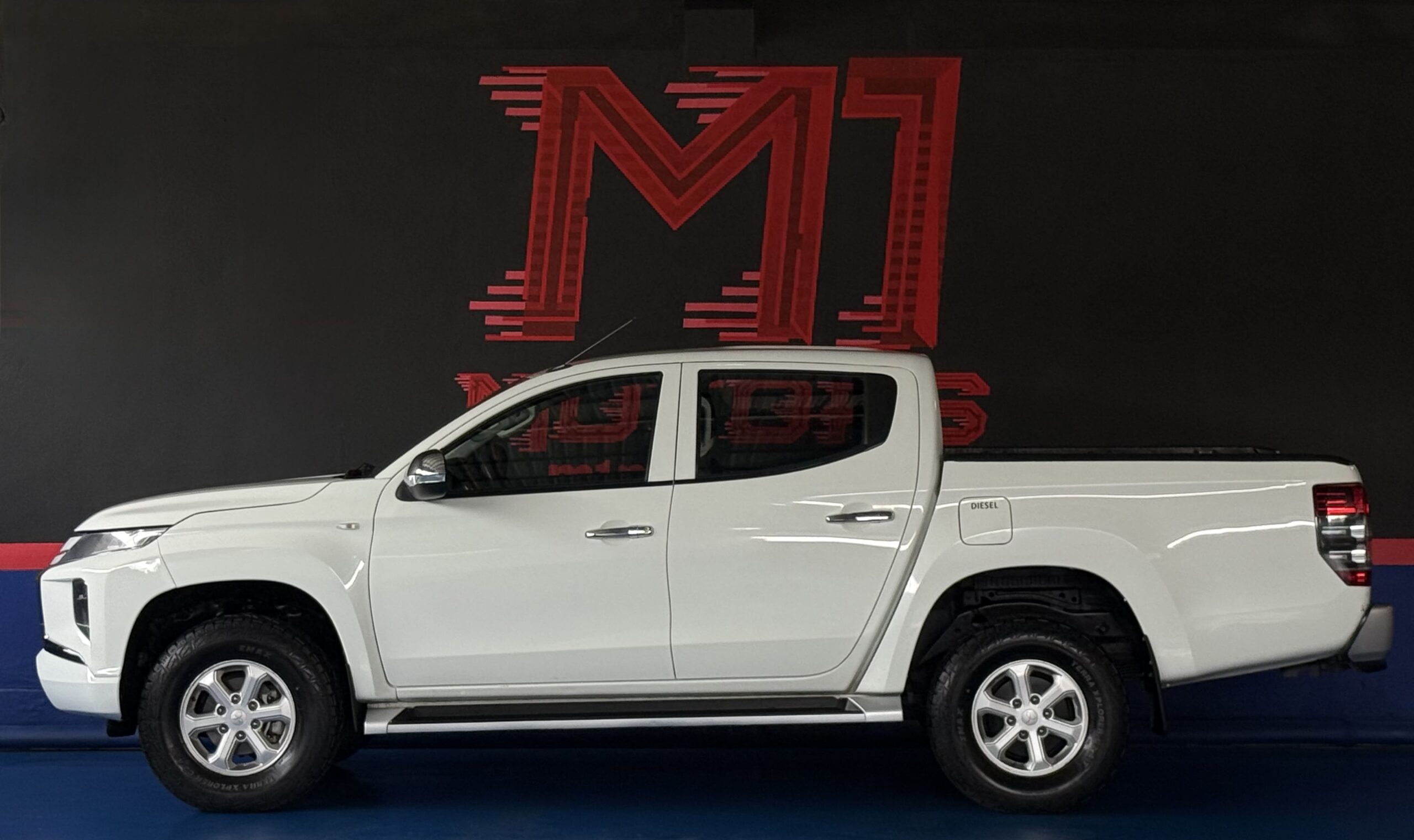 MITSUBISHI L200 GLX 4X4 2022