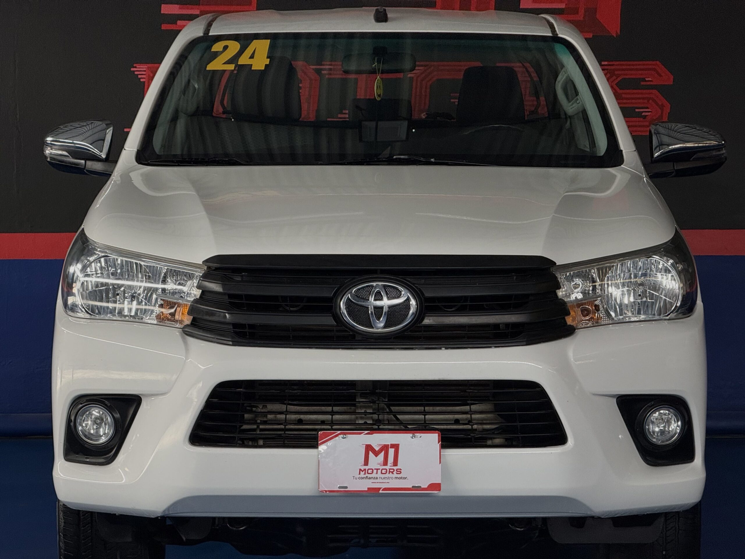 TOYOTA HILUX DOBLE CABINA DIESEL 2024