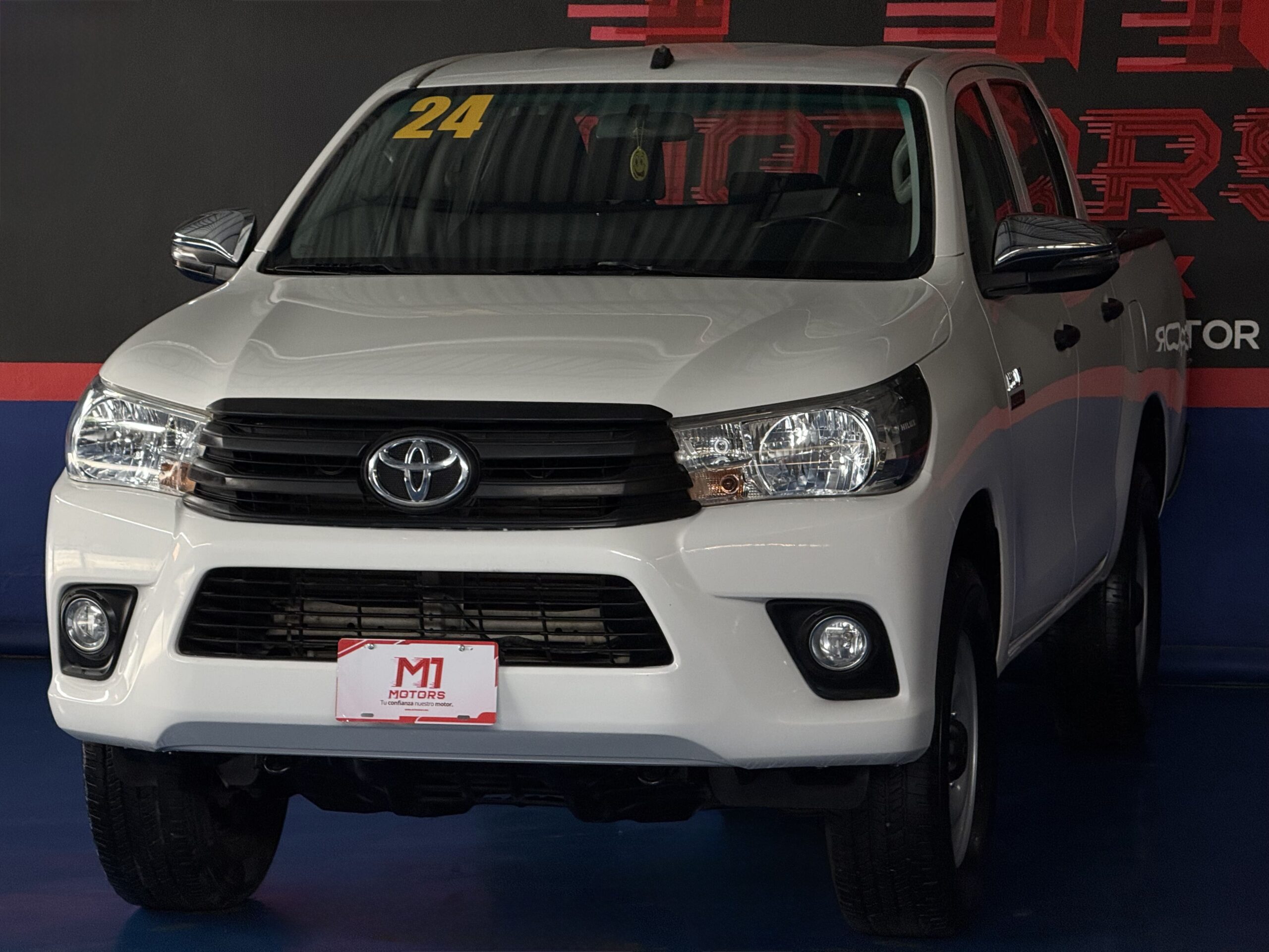 TOYOTA HILUX DOBLE CABINA DIESEL 2024