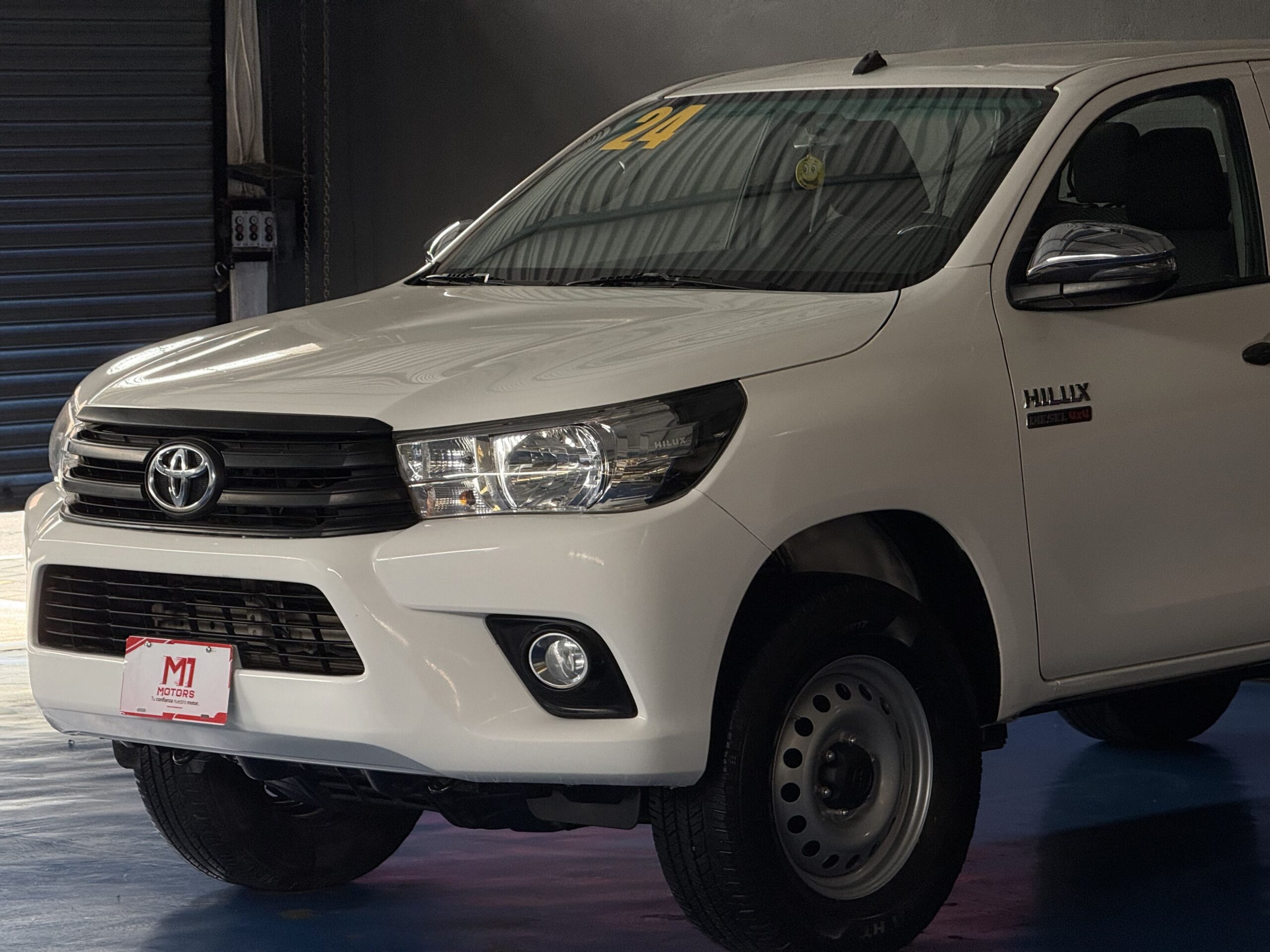 TOYOTA HILUX DOBLE CABINA DIESEL 2024