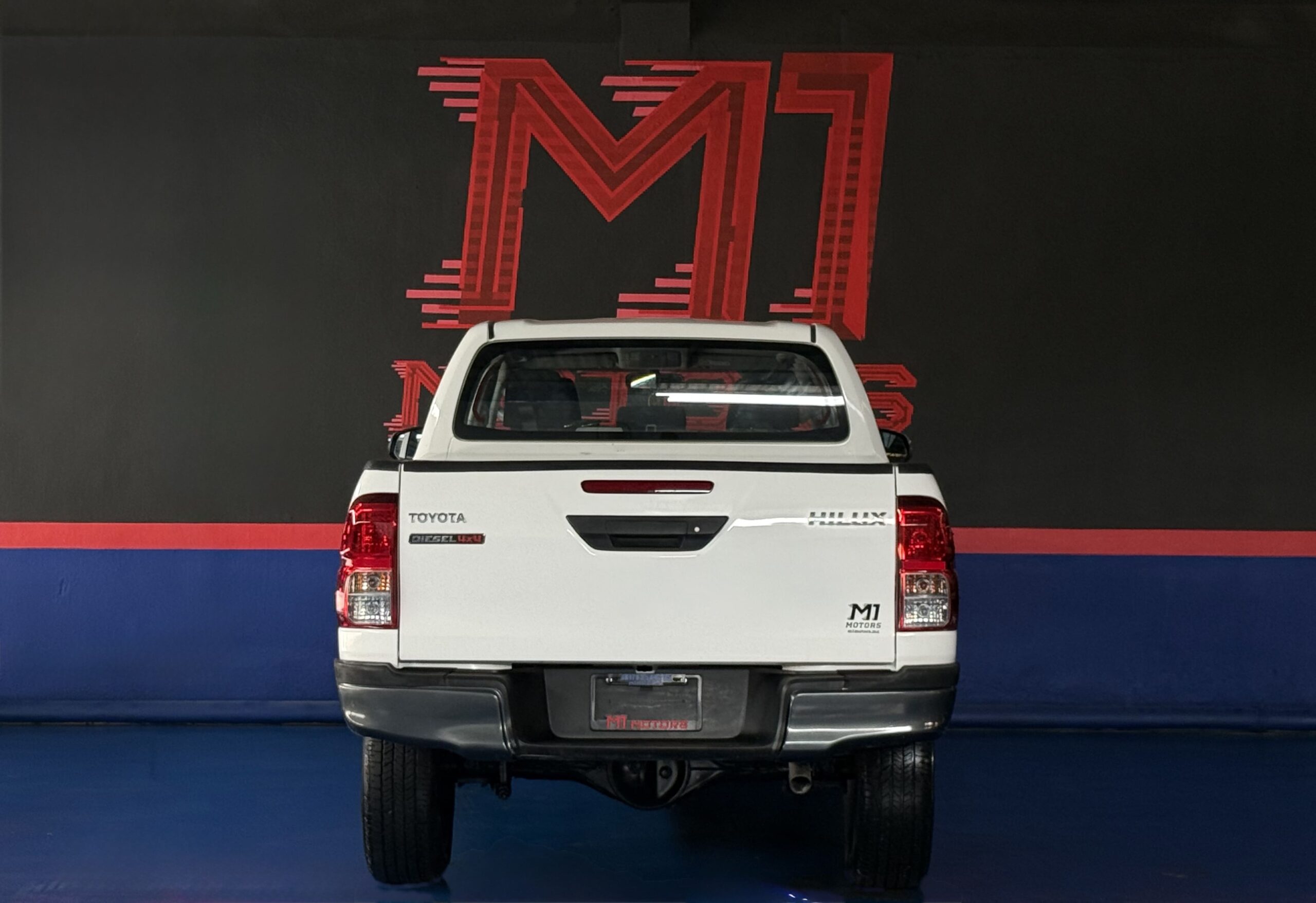 TOYOTA HILUX DOBLE CABINA DIESEL 2024