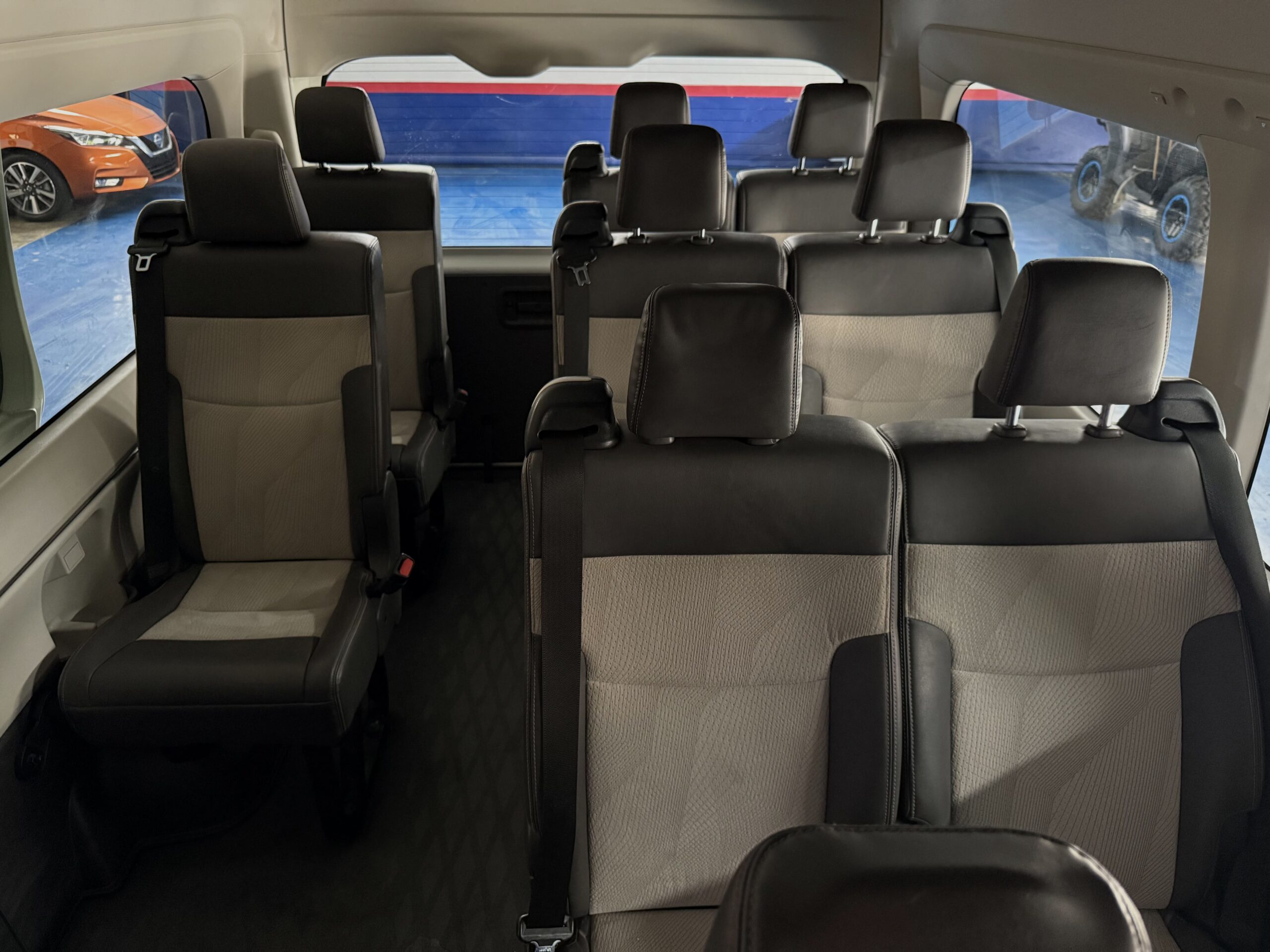 TOYOTA HIACE 12 PAS 2020