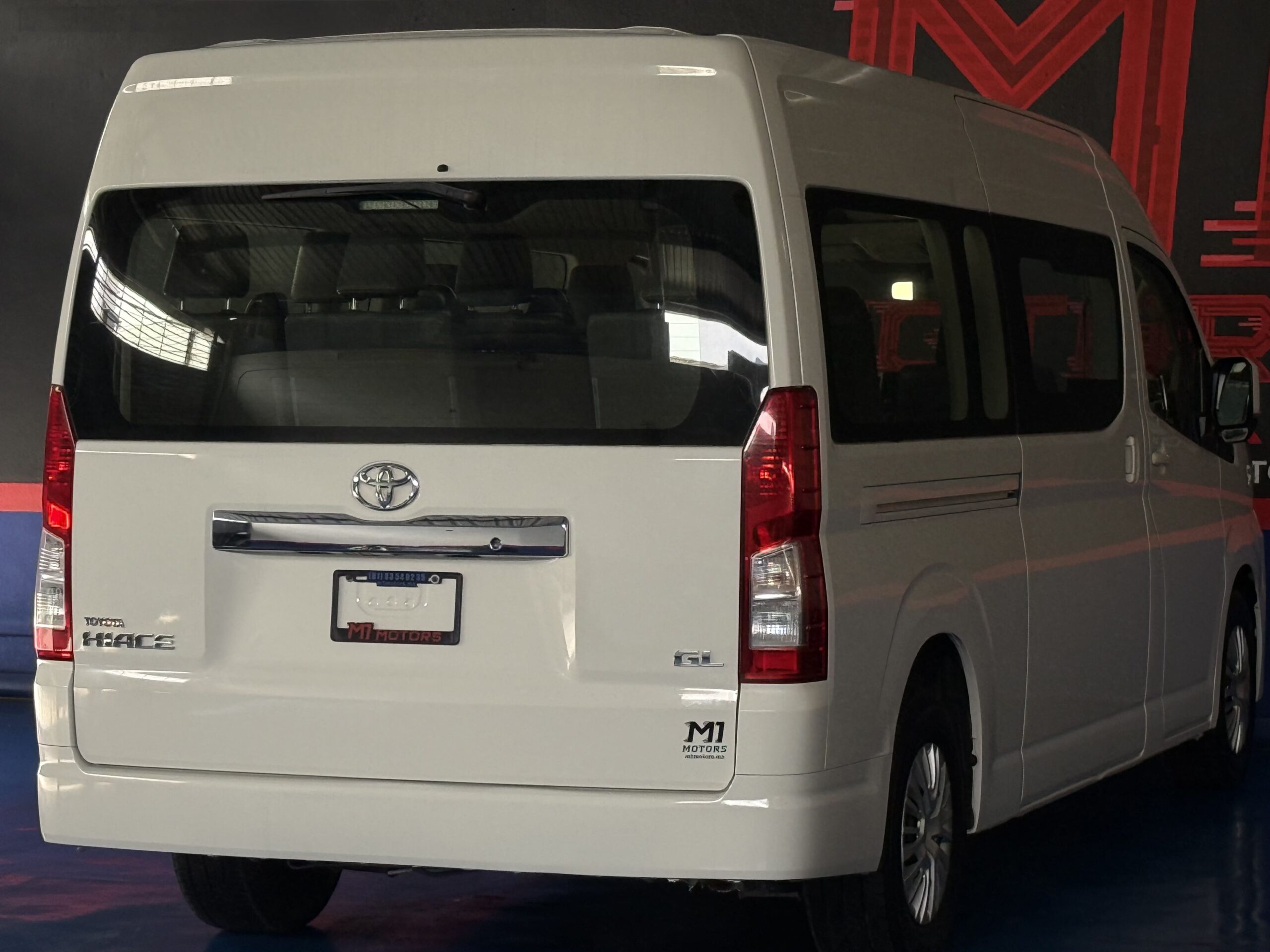 TOYOTA HIACE 12 PAS 2020