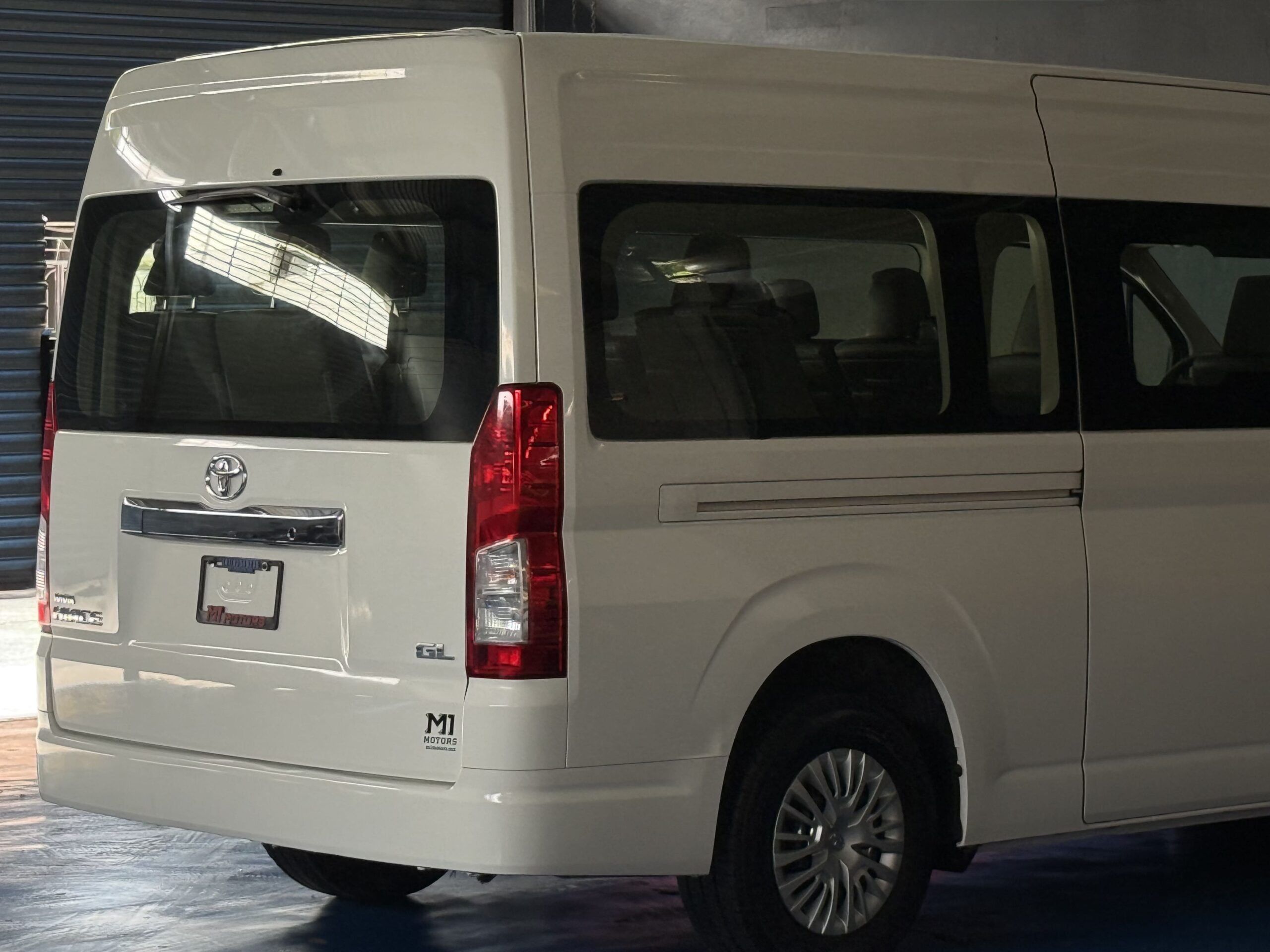 TOYOTA HIACE 12 PAS 2020