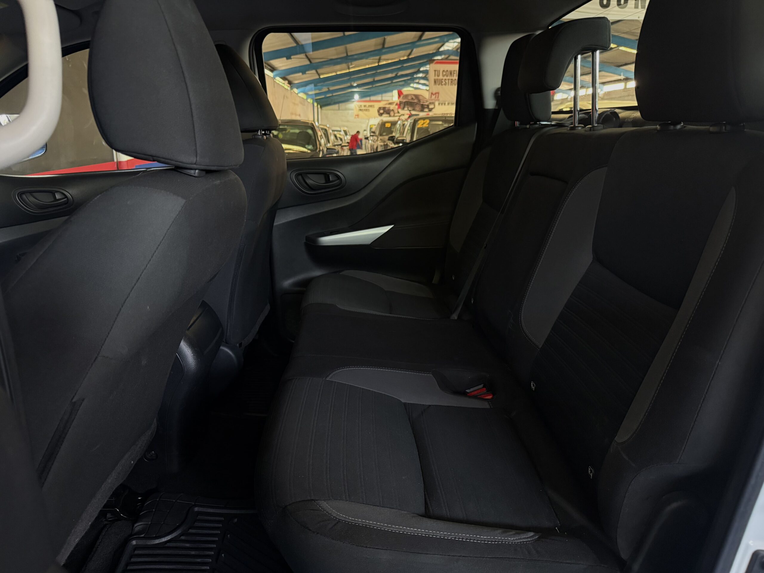 NISSAN FRONTIER DC DIESEL DOB CAB TM 2022