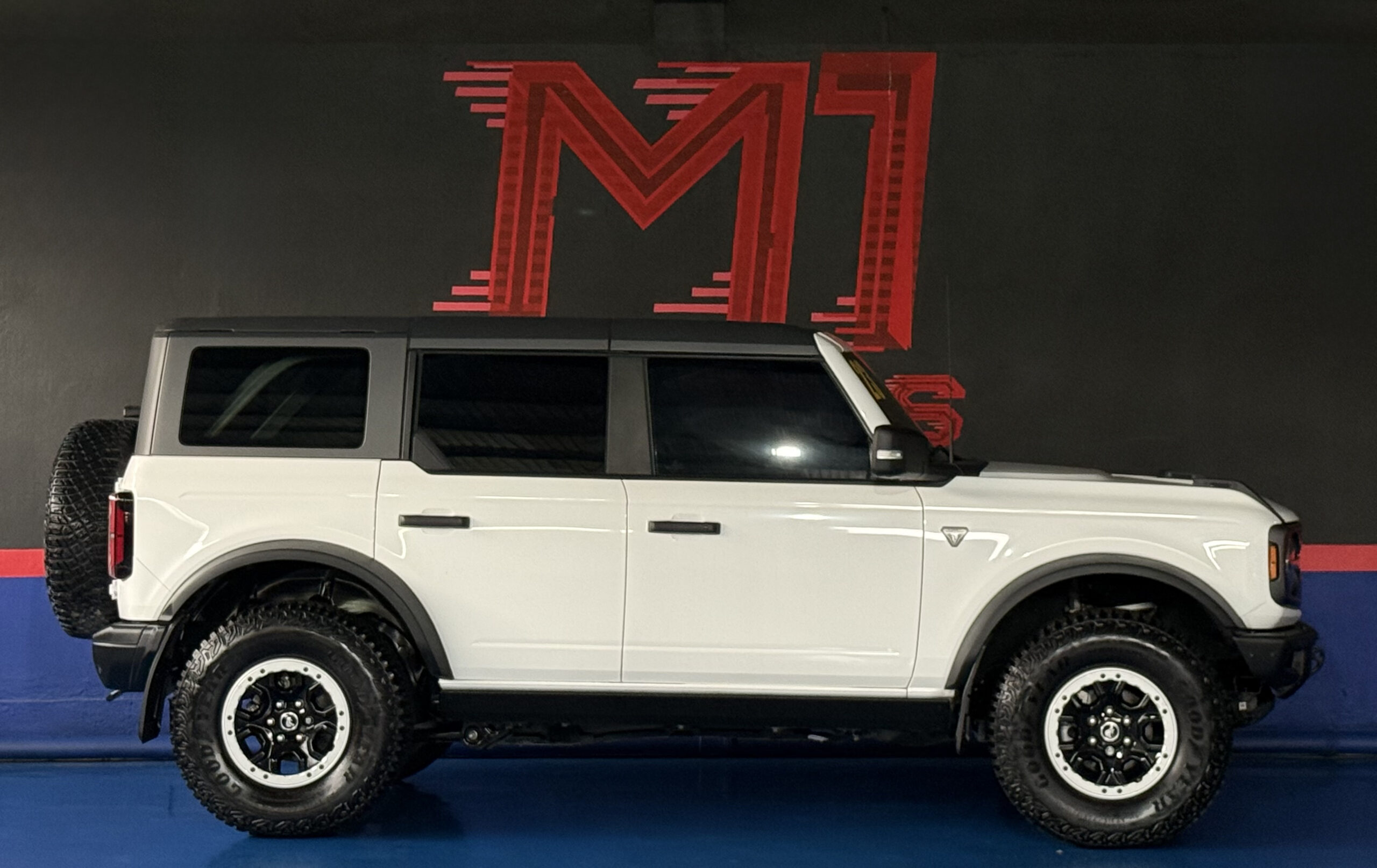 FORD BRONCO BADLANDS SASQUATCH 4X4 2023