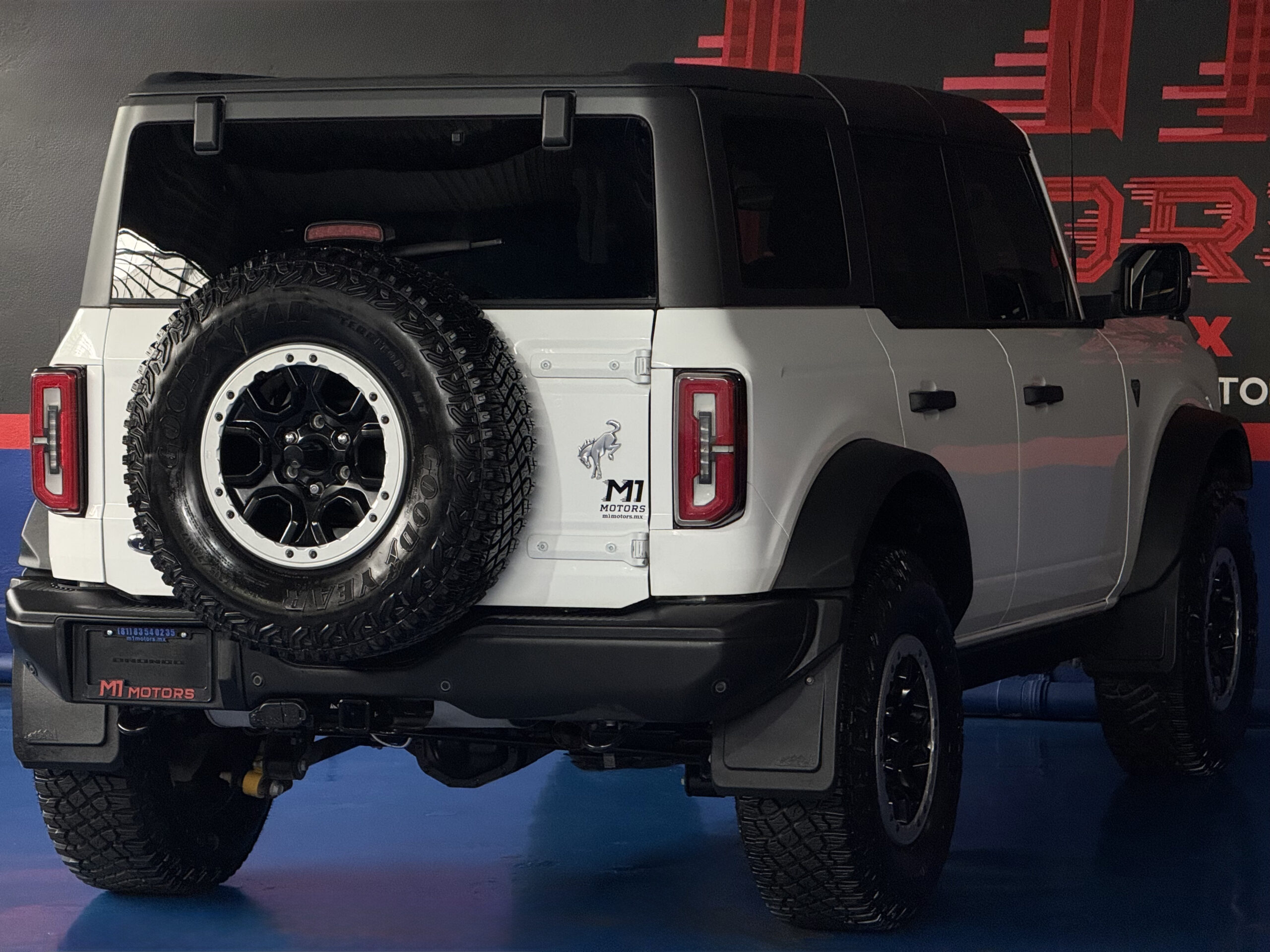 FORD BRONCO BADLANDS SASQUATCH 4X4 2023