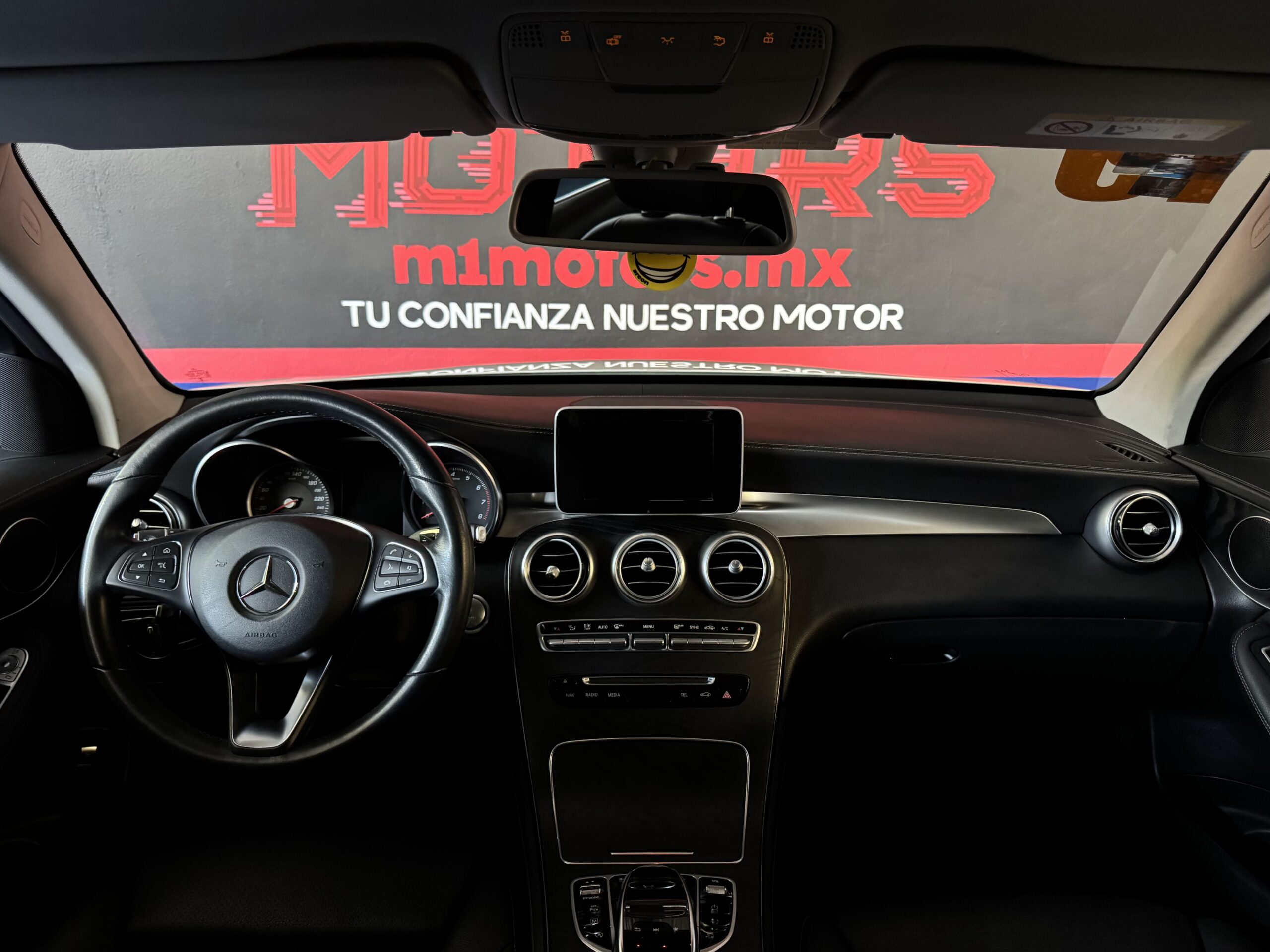 MERCEDES BENZ GLC 300 4MATIC 2019