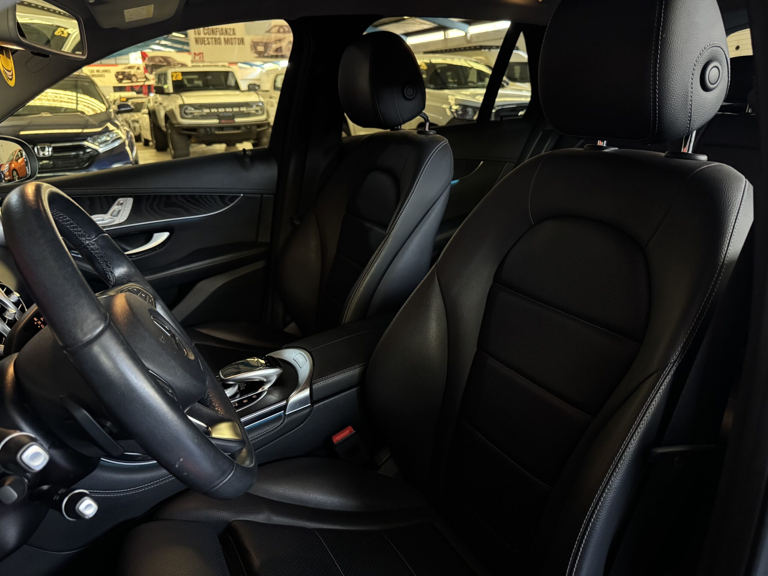 MERCEDES BENZ GLC 300 4MATIC 2019