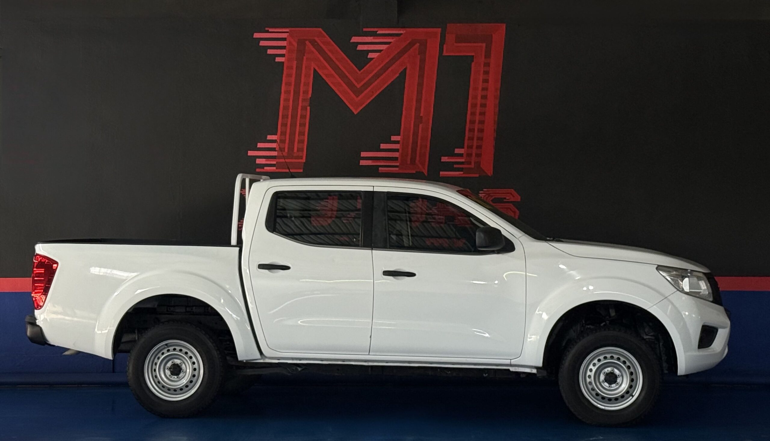 NISSAN NP300 FRONTIER DOBLE CABINA DIESEL 4X4 TM