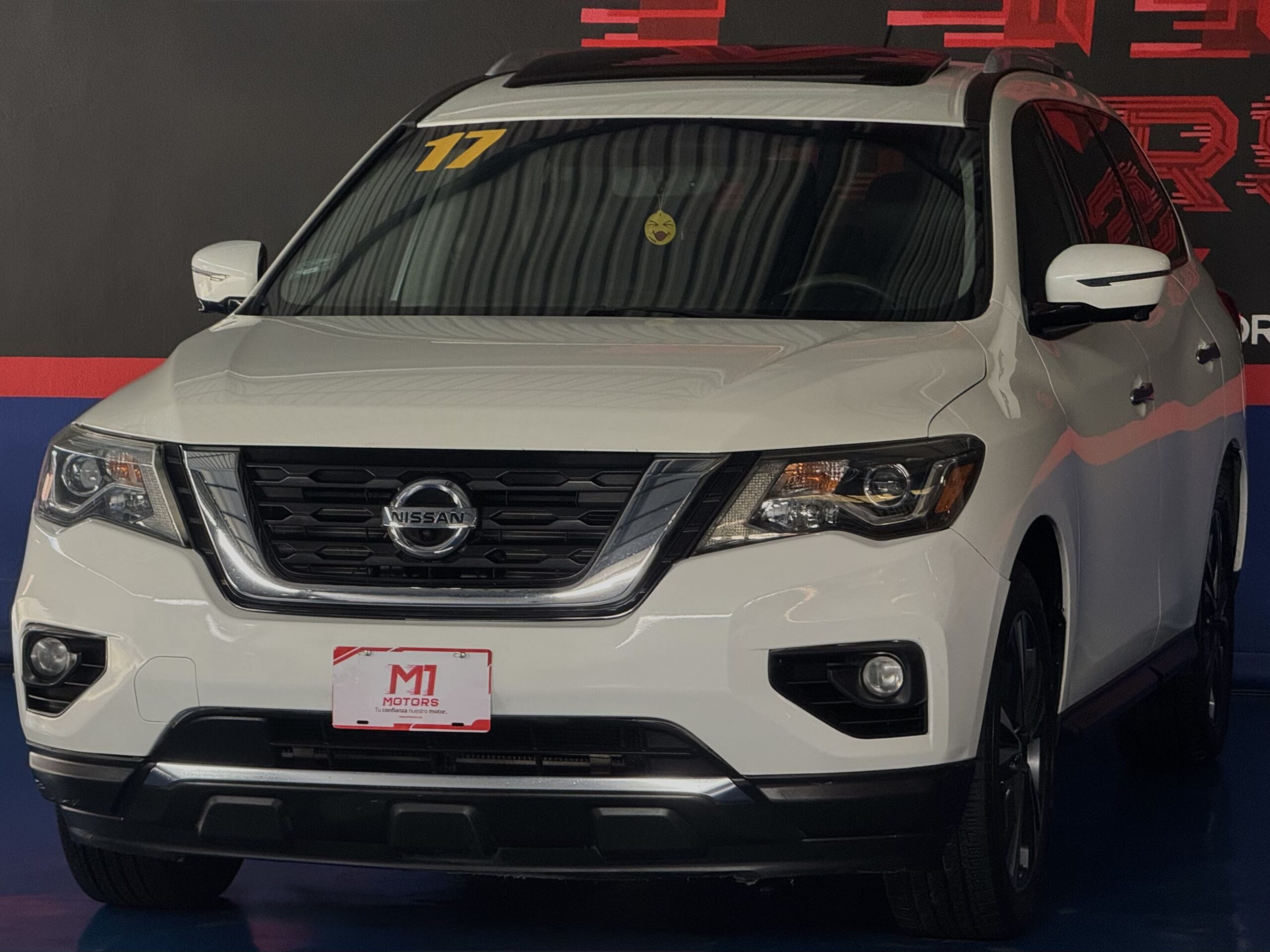 NISSAN PATHFINDER NP EXCLUSIVE 2017