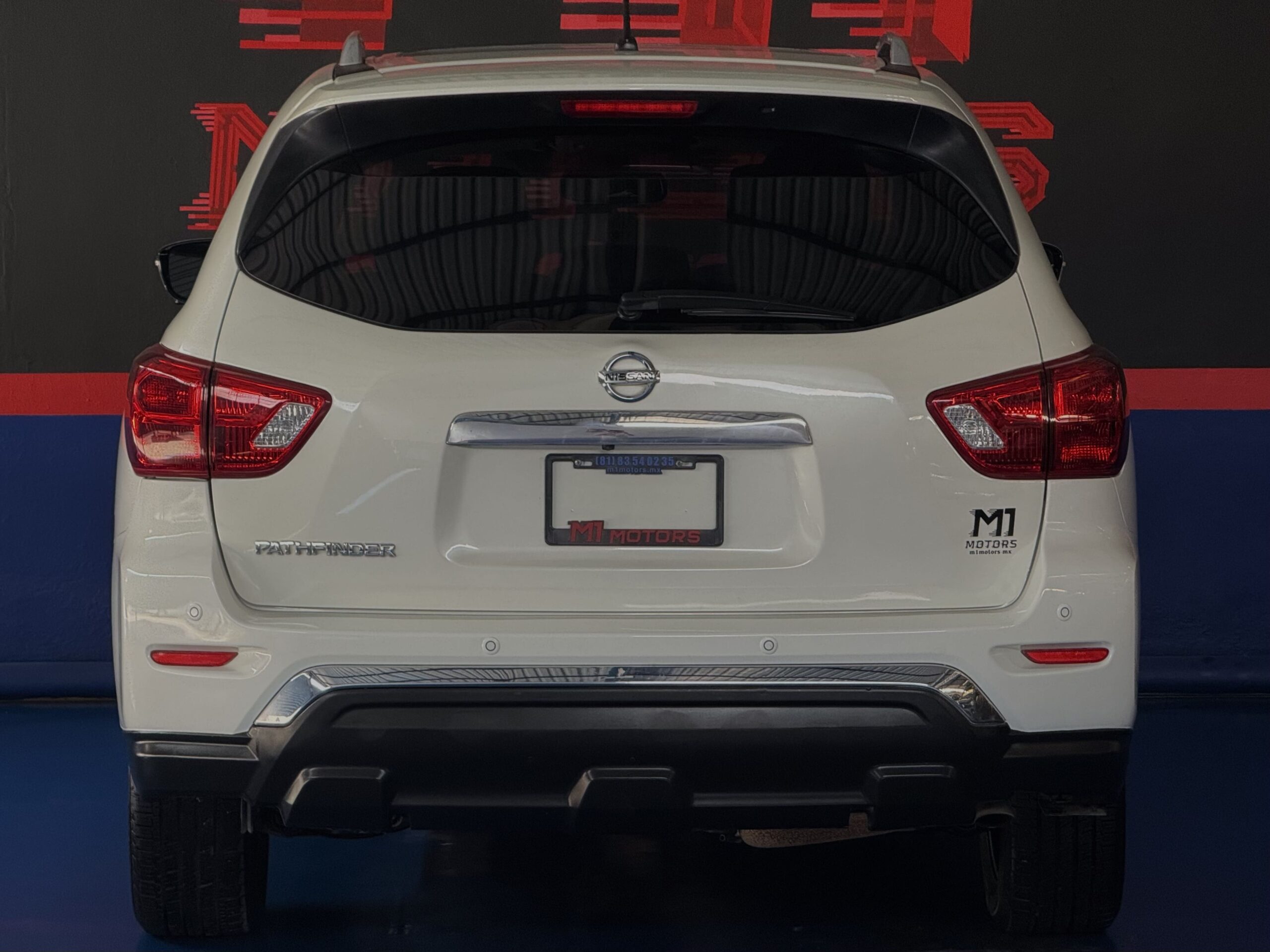 NISSAN PATHFINDER NP EXCLUSIVE 2017