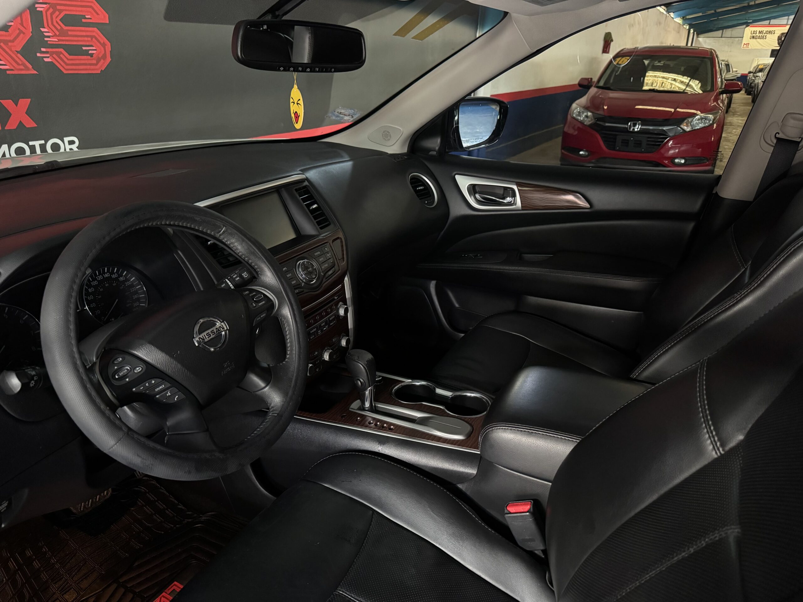 NISSAN PATHFINDER NP EXCLUSIVE 2017