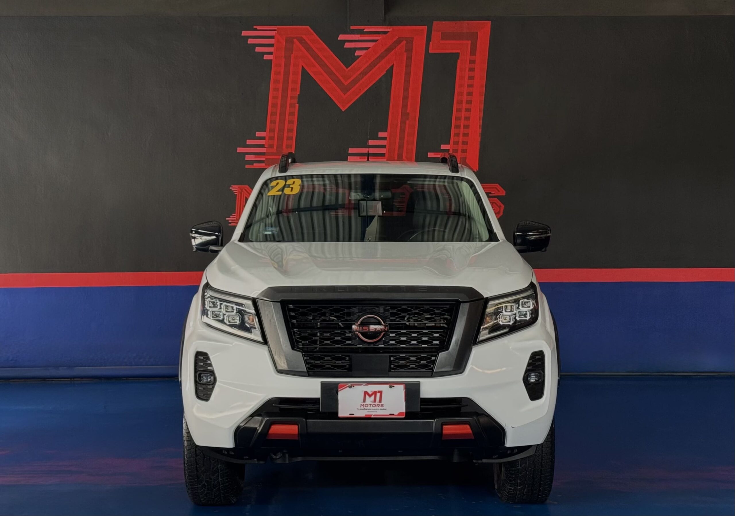 NISSAN FRONTIER PRO-4X 4X4 AT 2023