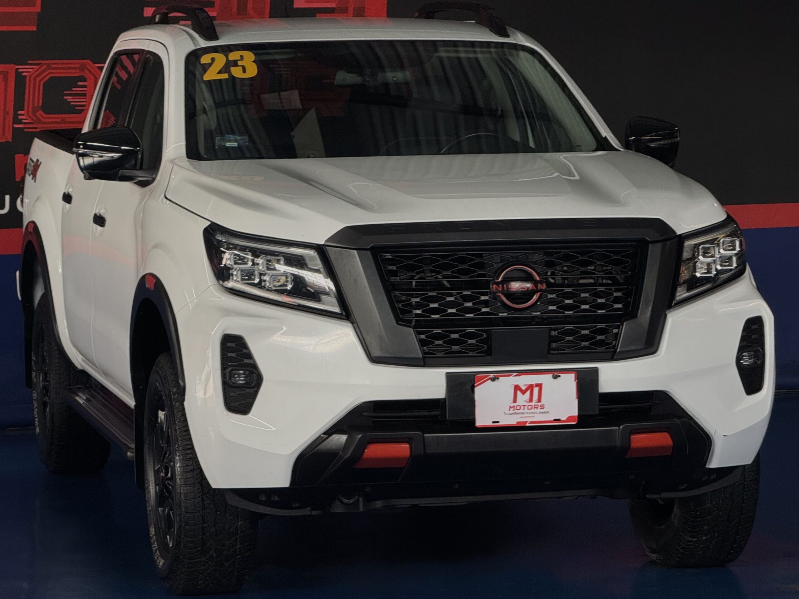 NISSAN FRONTIER PRO-4X 4X4 AT 2023
