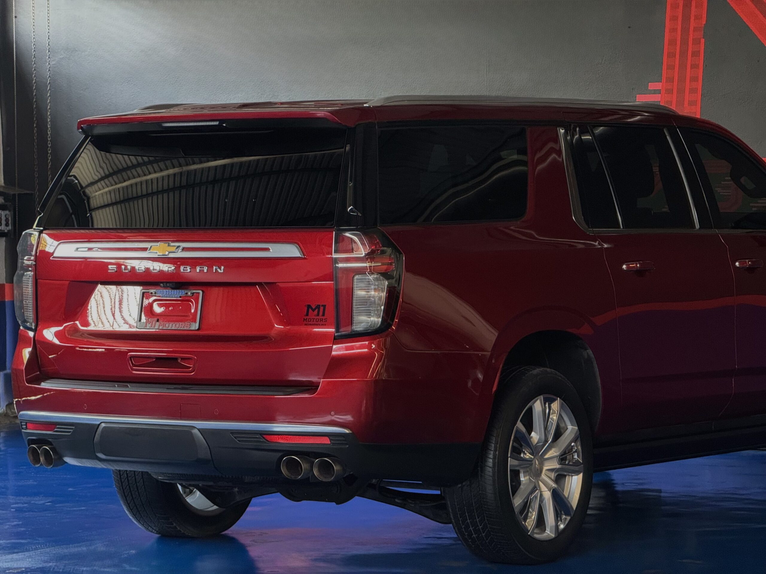 CHEVROLET SUBURBAN HIGH COUNTRY 2023