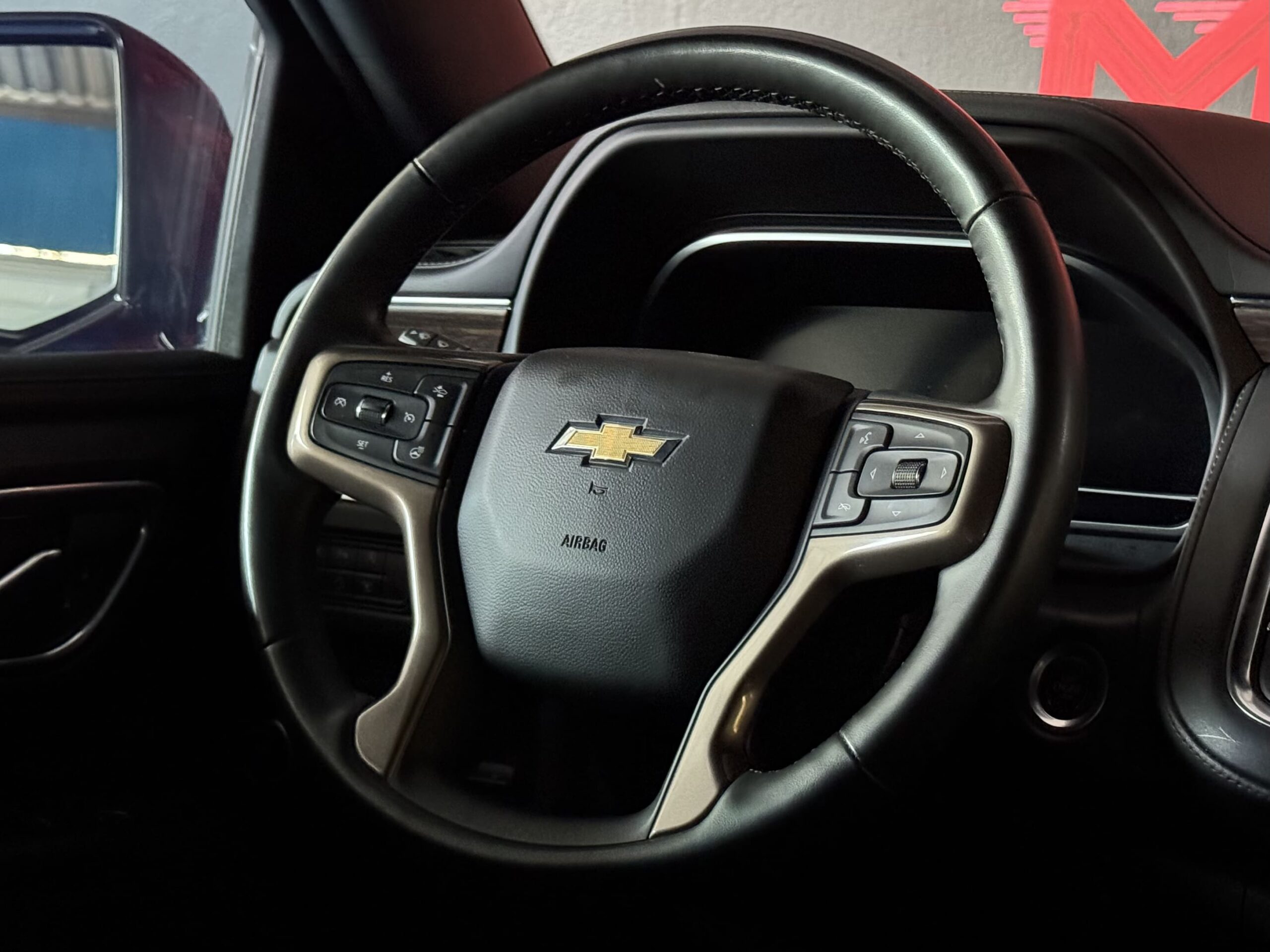 CHEVROLET SUBURBAN HIGH COUNTRY 2023