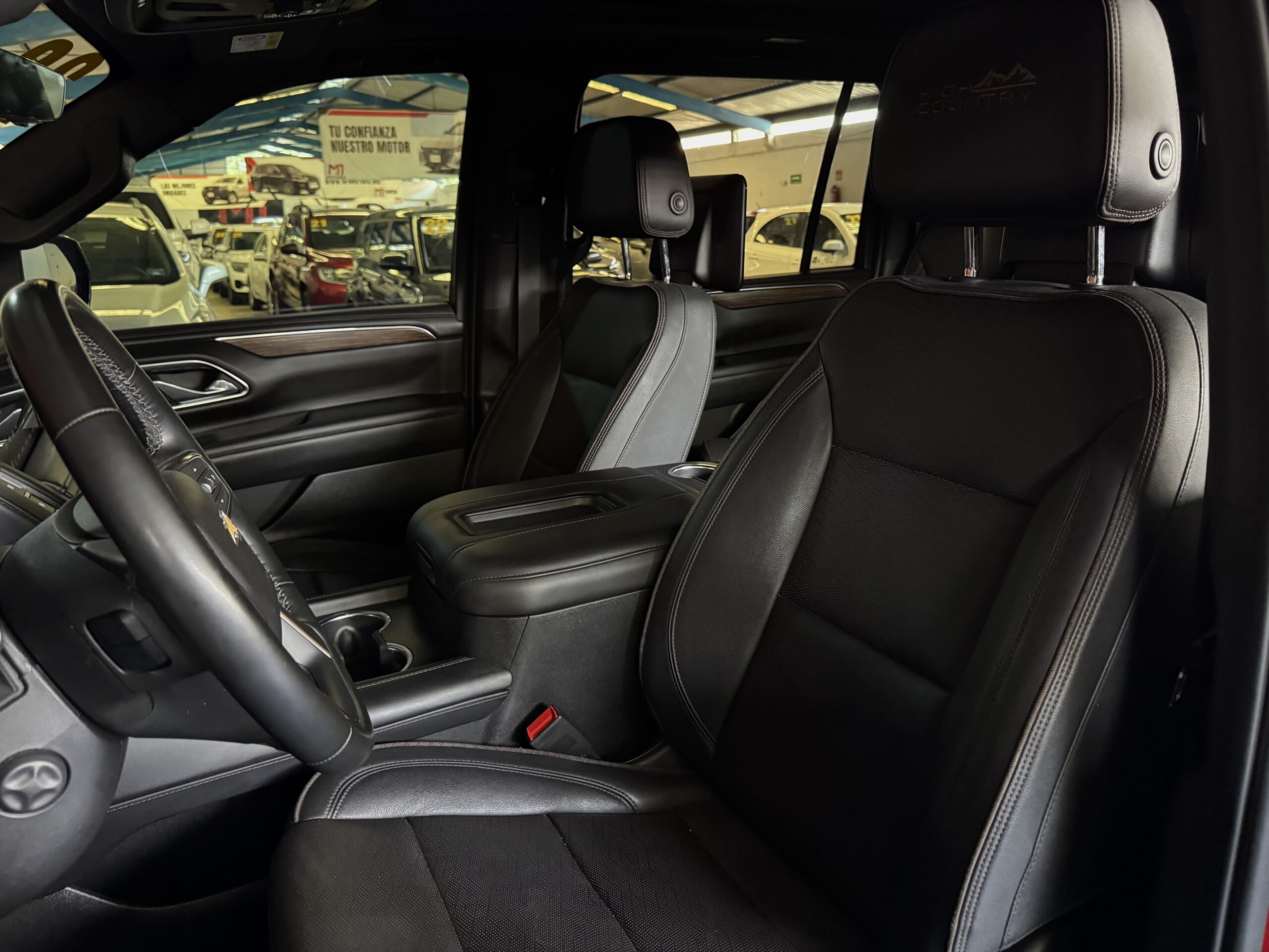 CHEVROLET SUBURBAN HIGH COUNTRY 2023