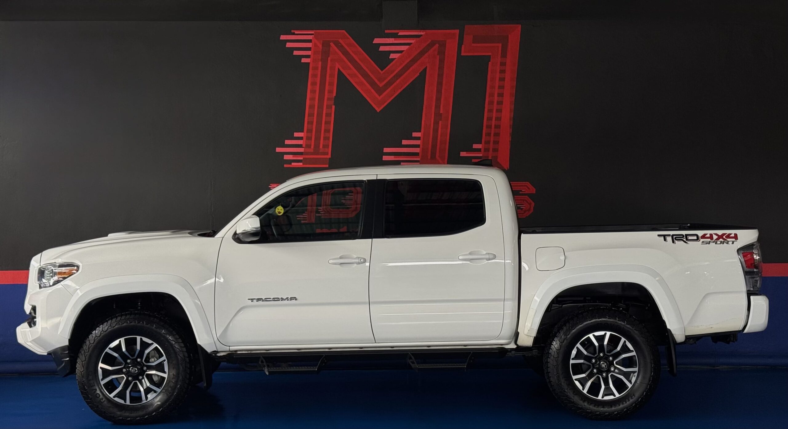 TOYOTA TACOMA TRD SPORT 2022