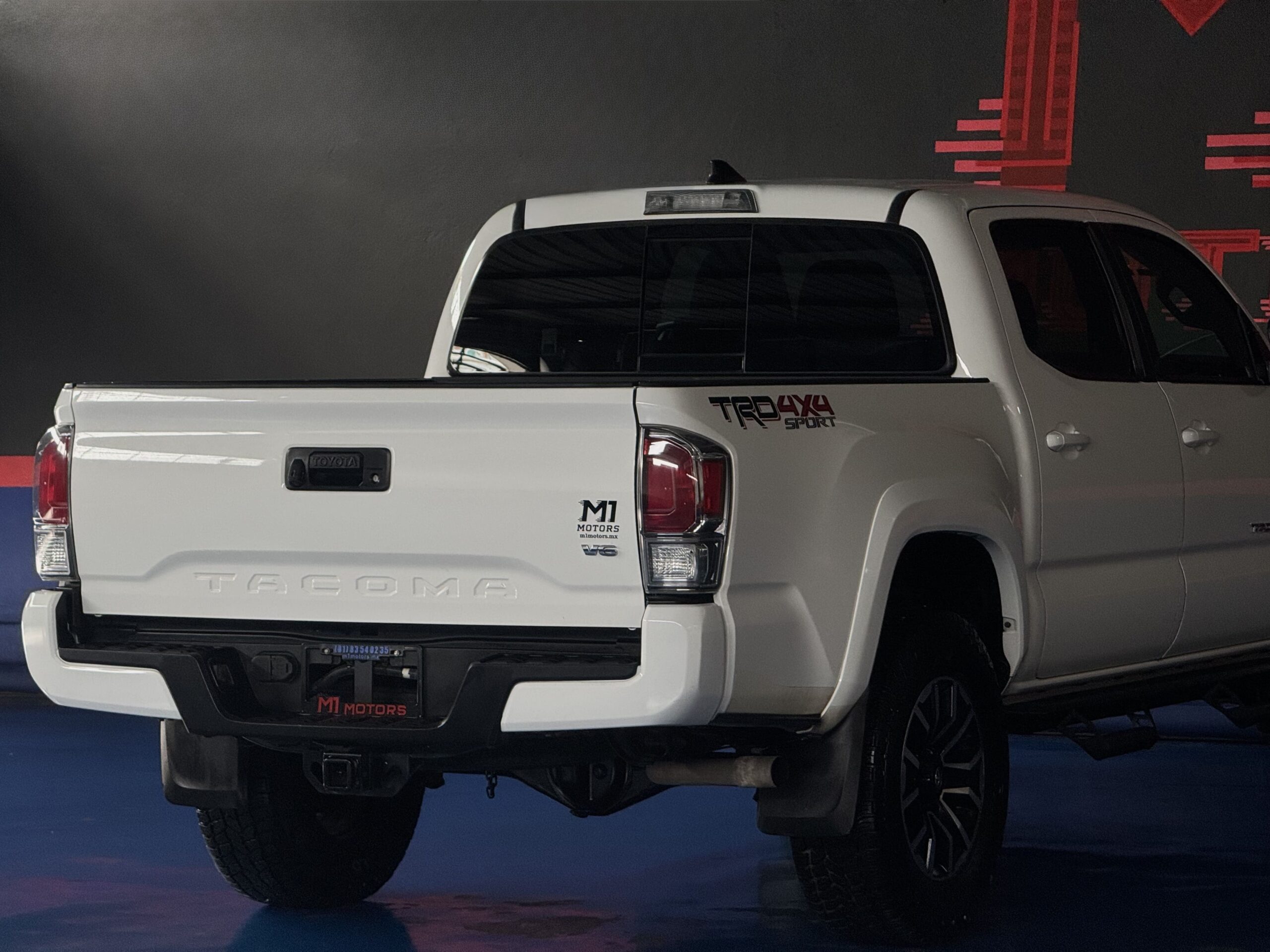 TOYOTA TACOMA TRD SPORT 2022