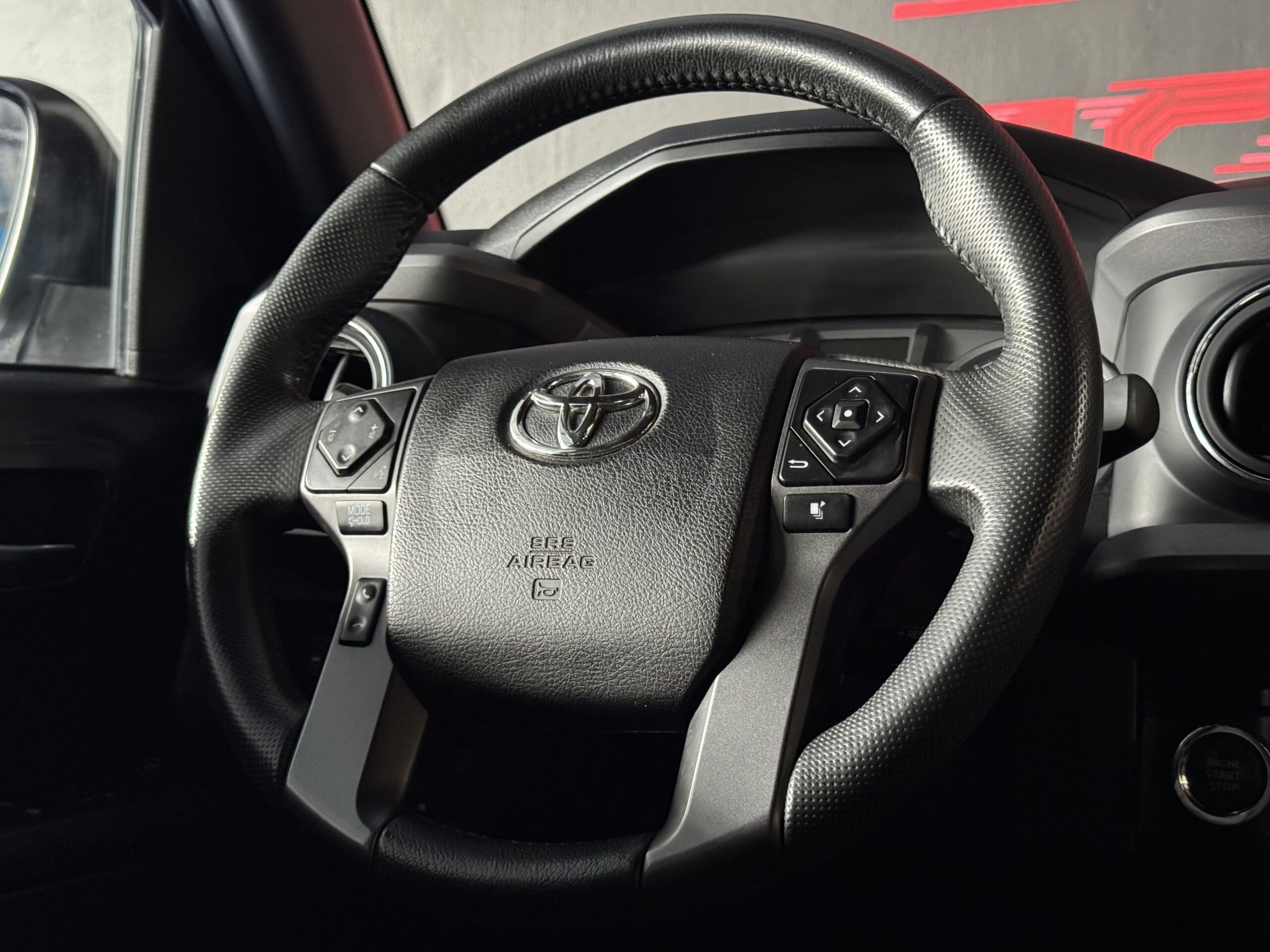 TOYOTA TACOMA TRD SPORT 2022