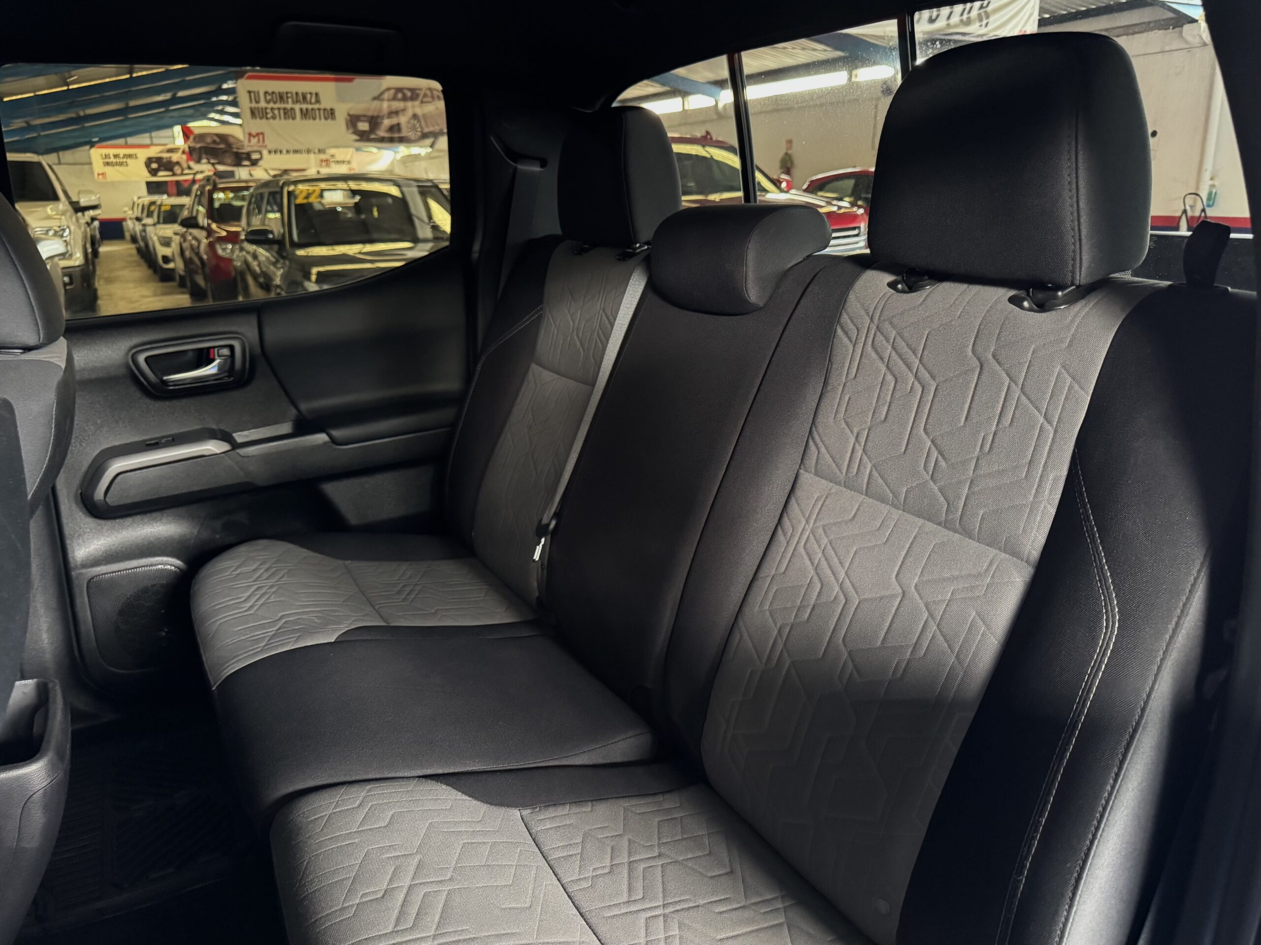 TOYOTA TACOMA TRD SPORT 2022