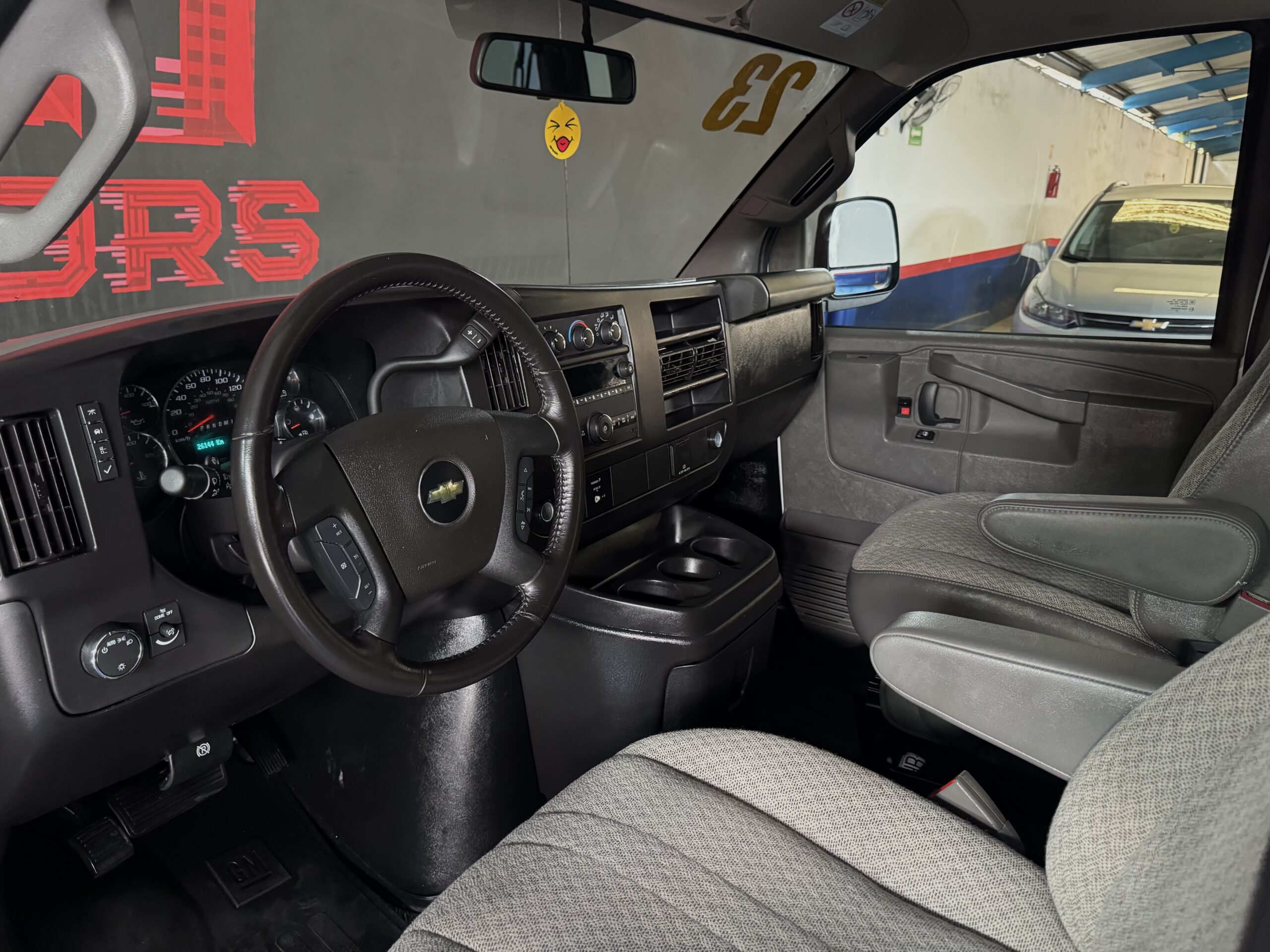CHEVROLET EXPRESS VAN LS 12PAS 2023