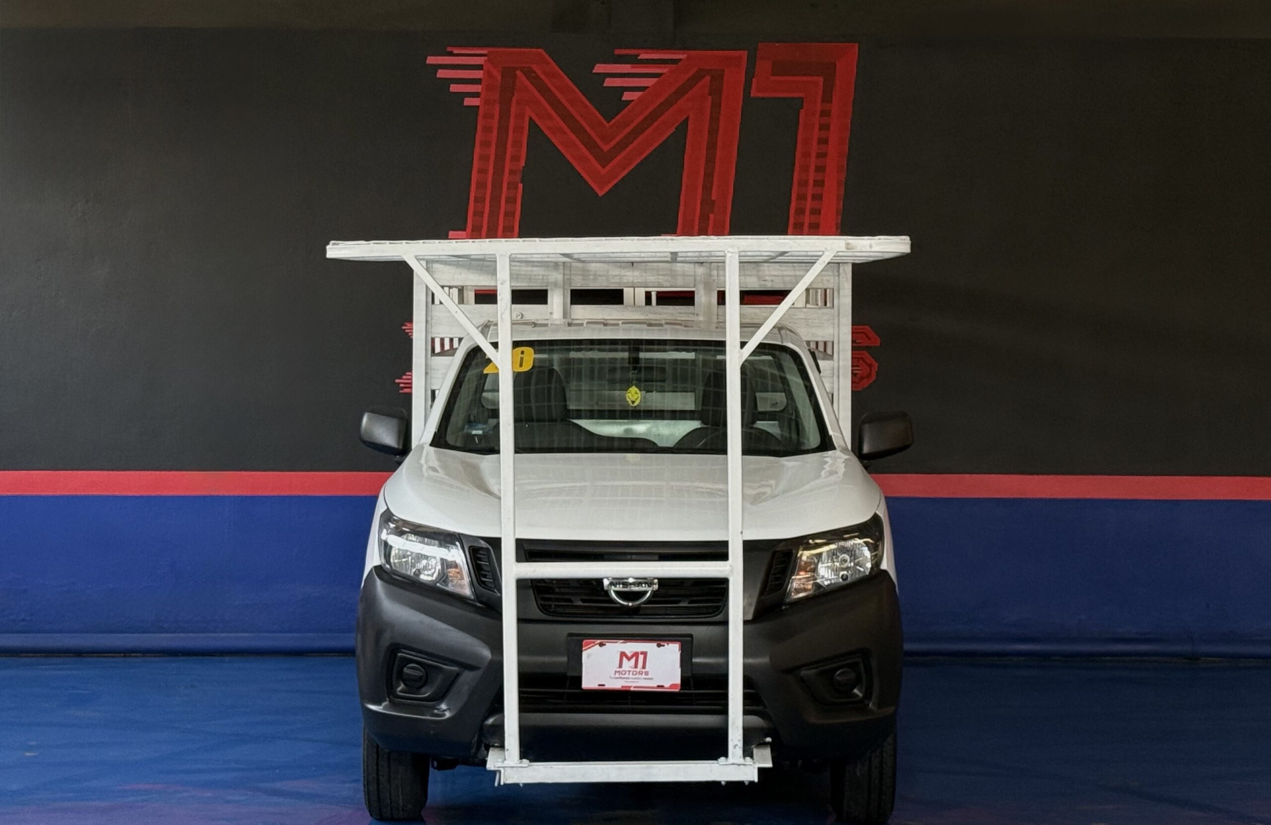 NISSAN NP300 ESTACAS TM DH 2020