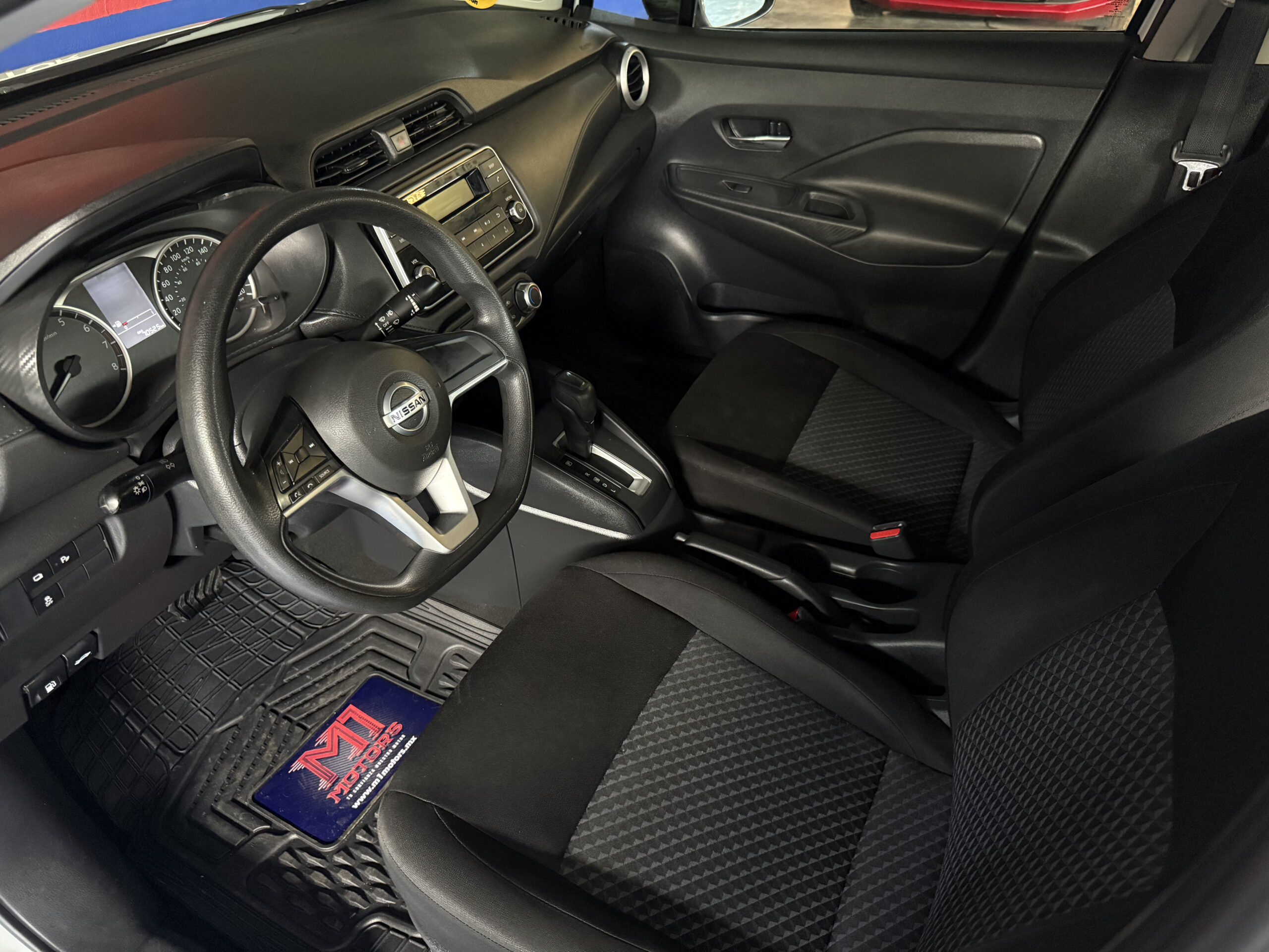 NISSAN VERSA SENSE CVT 2022