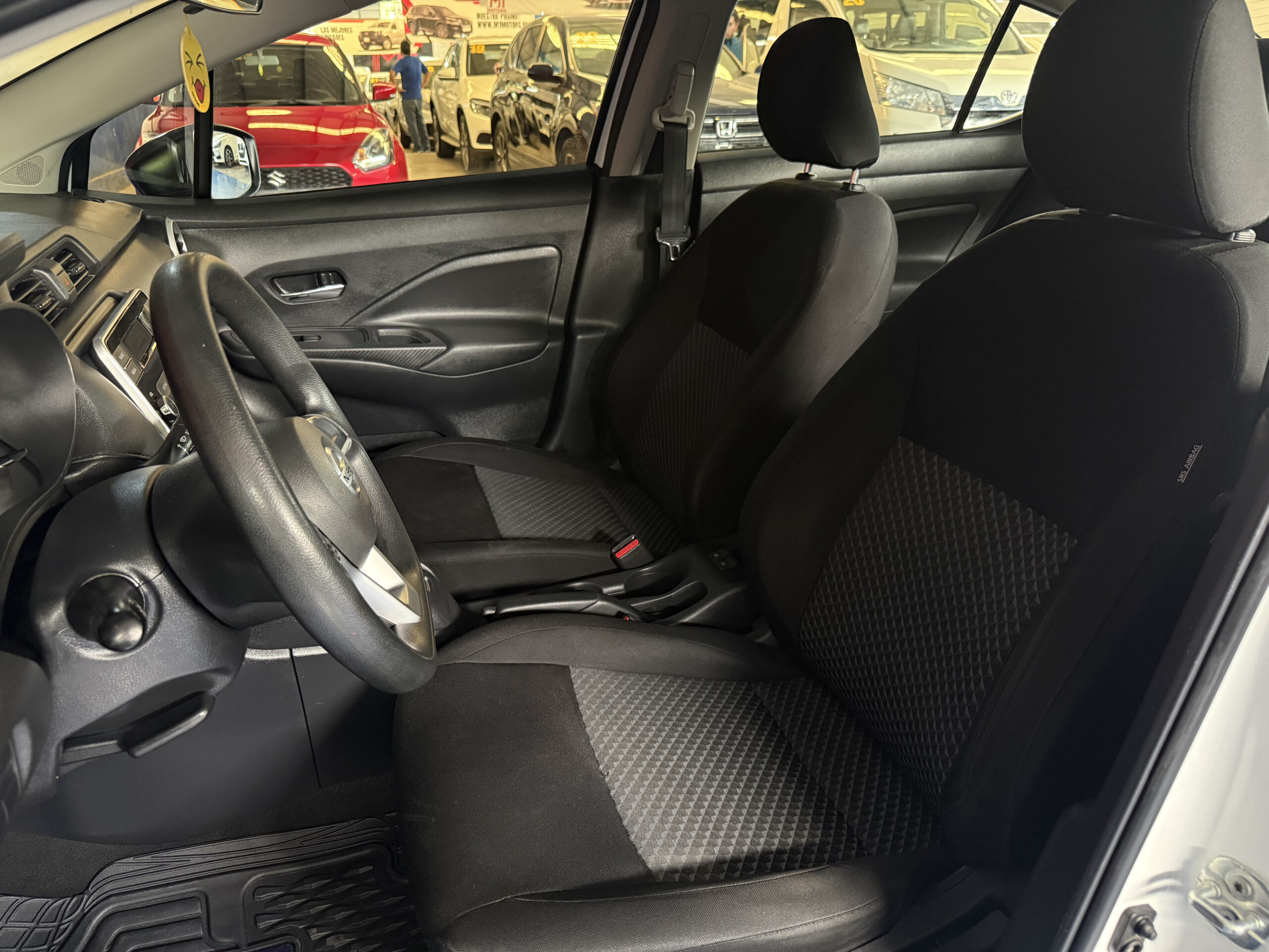 NISSAN VERSA SENSE CVT 2022