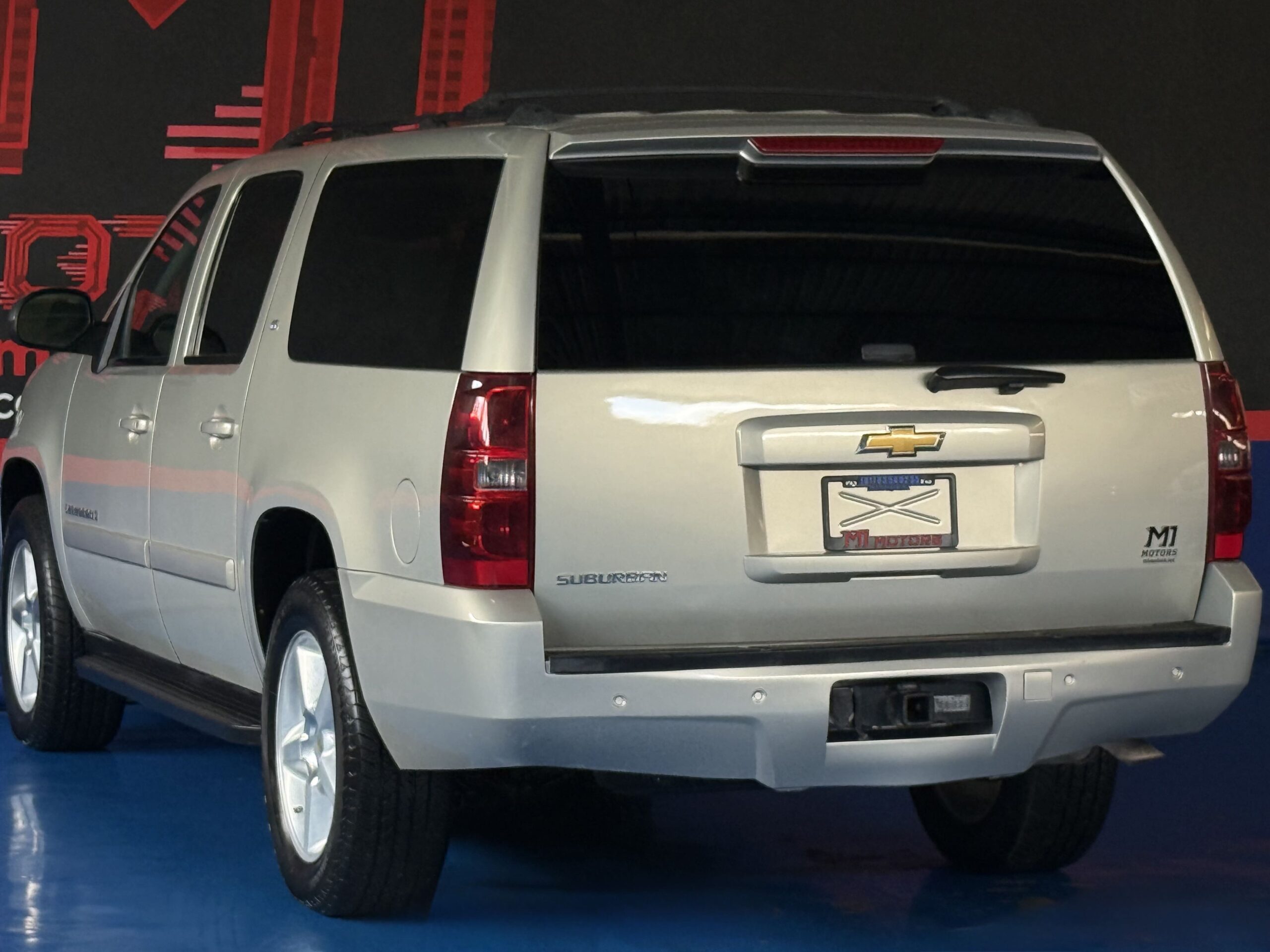 CHEVROLET SUBURBAN 4X2 2007