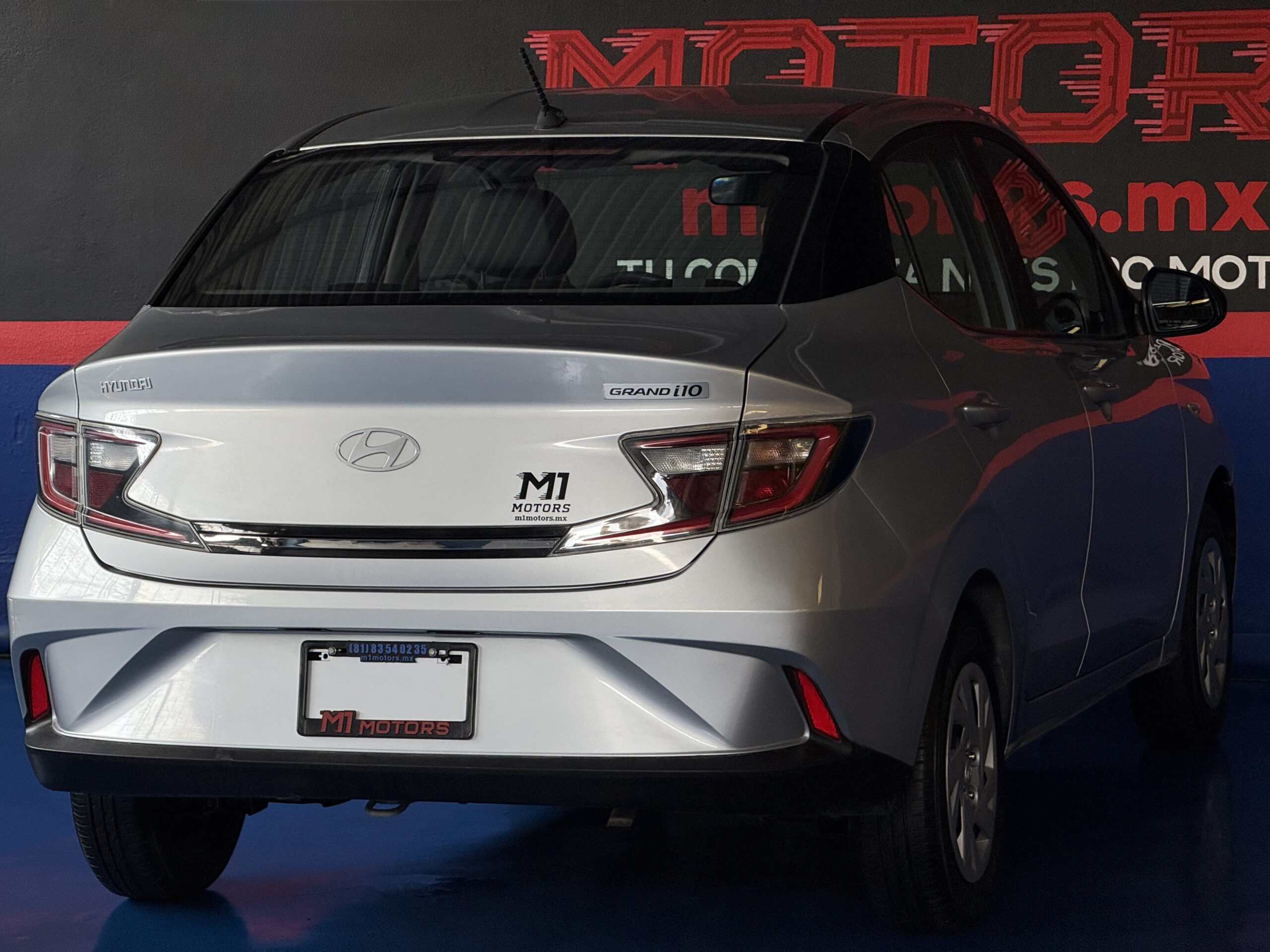 HYUNDAI GRAND i10 SEDAN GL 2024