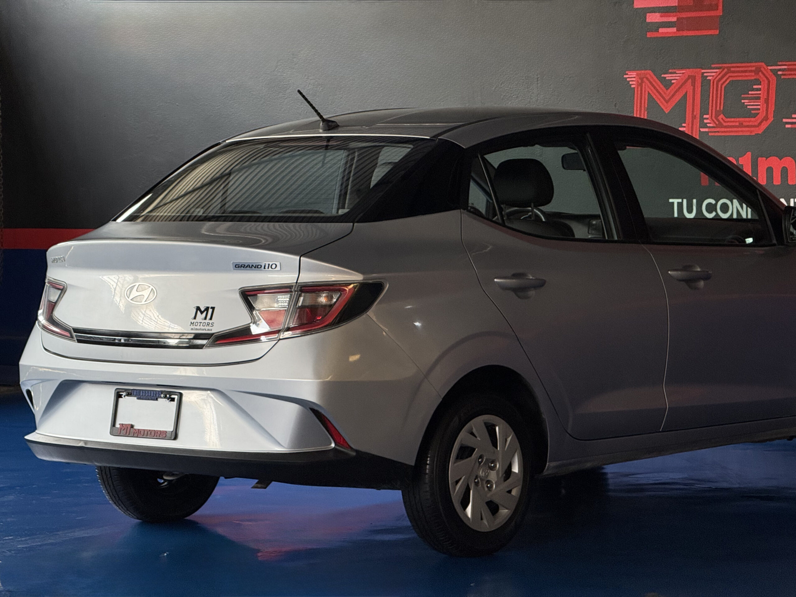 HYUNDAI GRAND i10 SEDAN GL 2024