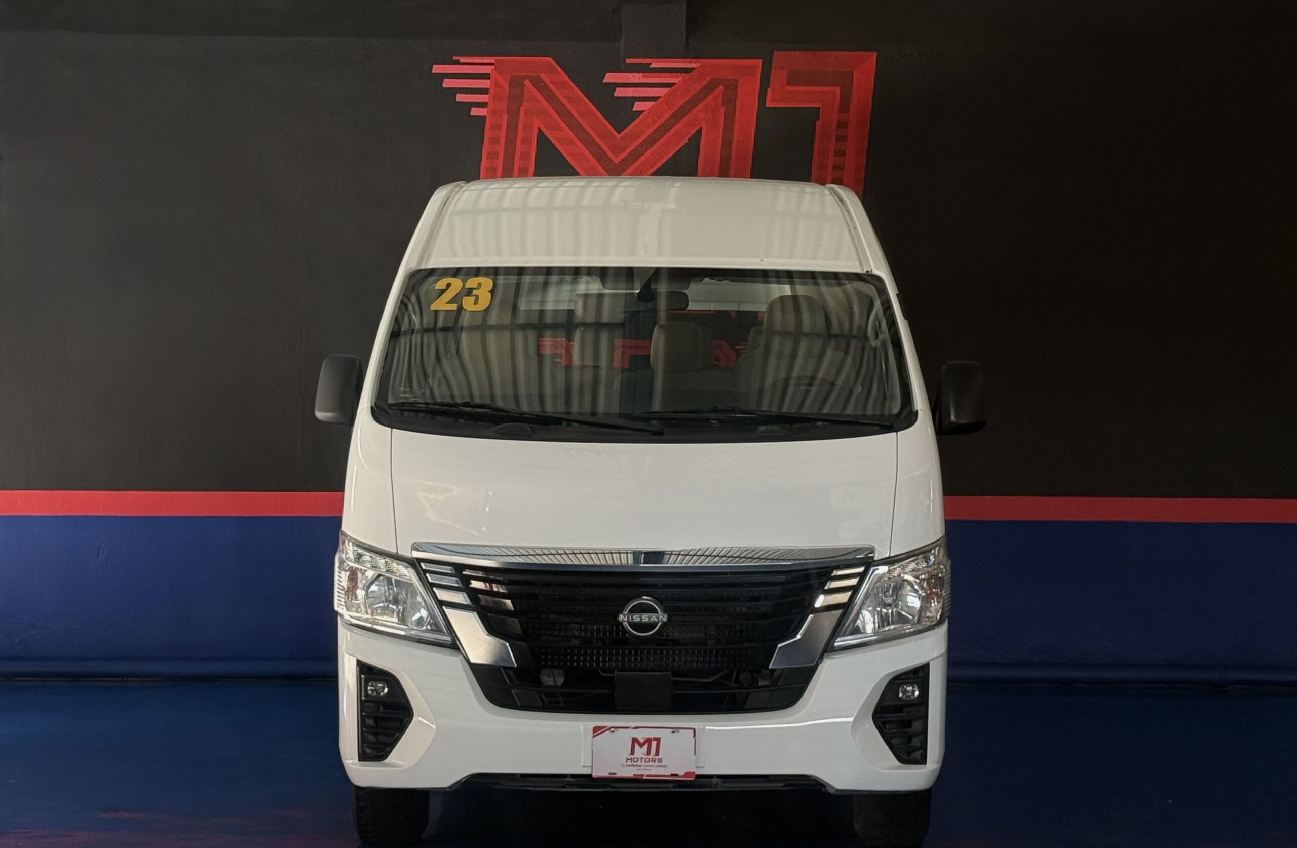 NISSAN URVAN 14 PASAJEROS 2023
