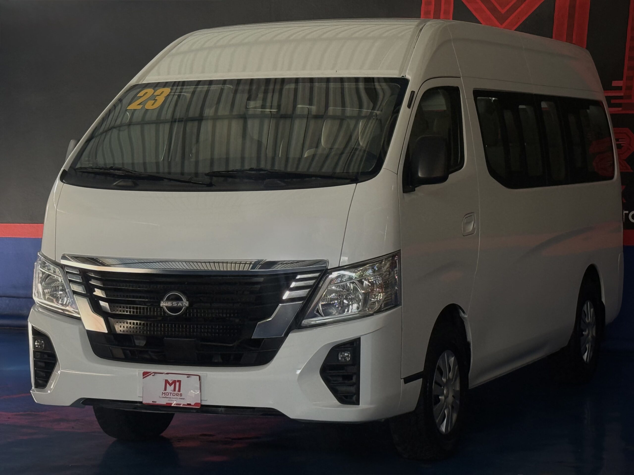 NISSAN URVAN 14 PASAJEROS 2023