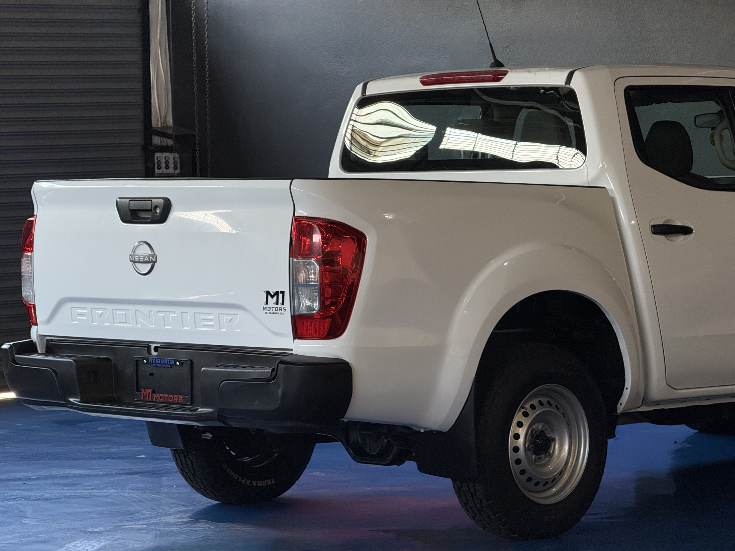 NISSAN FRONTIER SE 2023