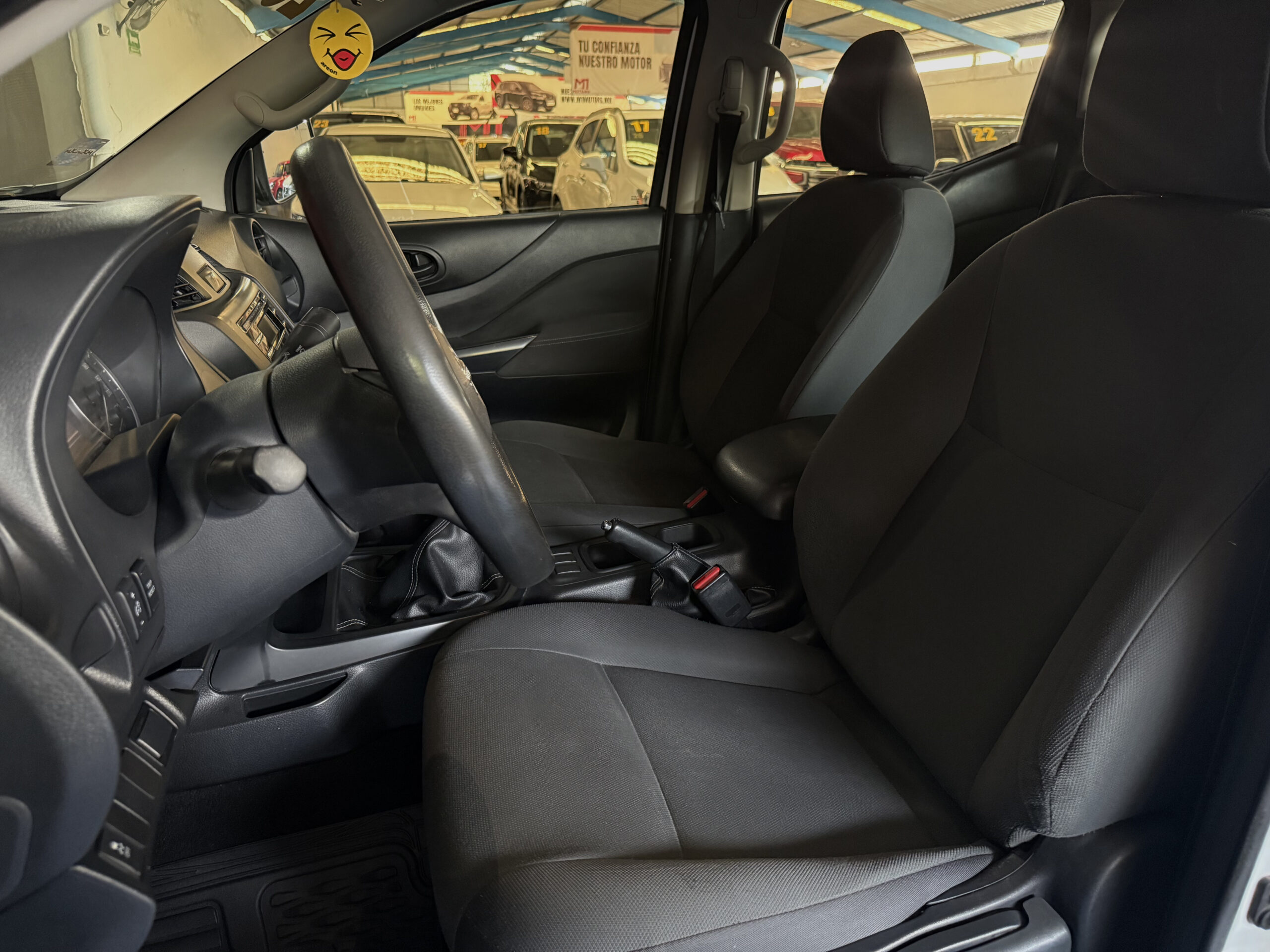 NISSAN FRONTIER SE 2023