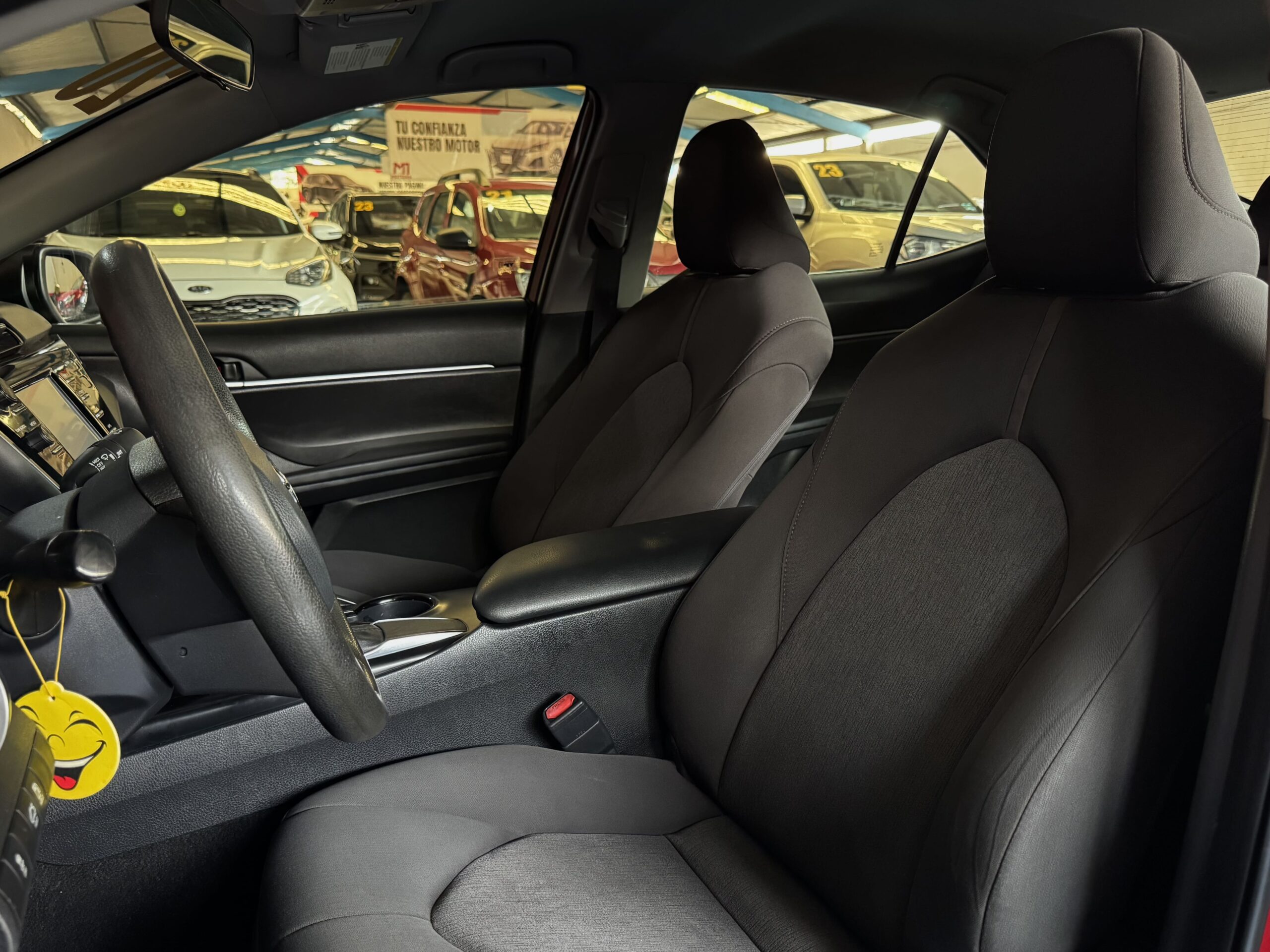 TOYOTA CAMRY LE 2020