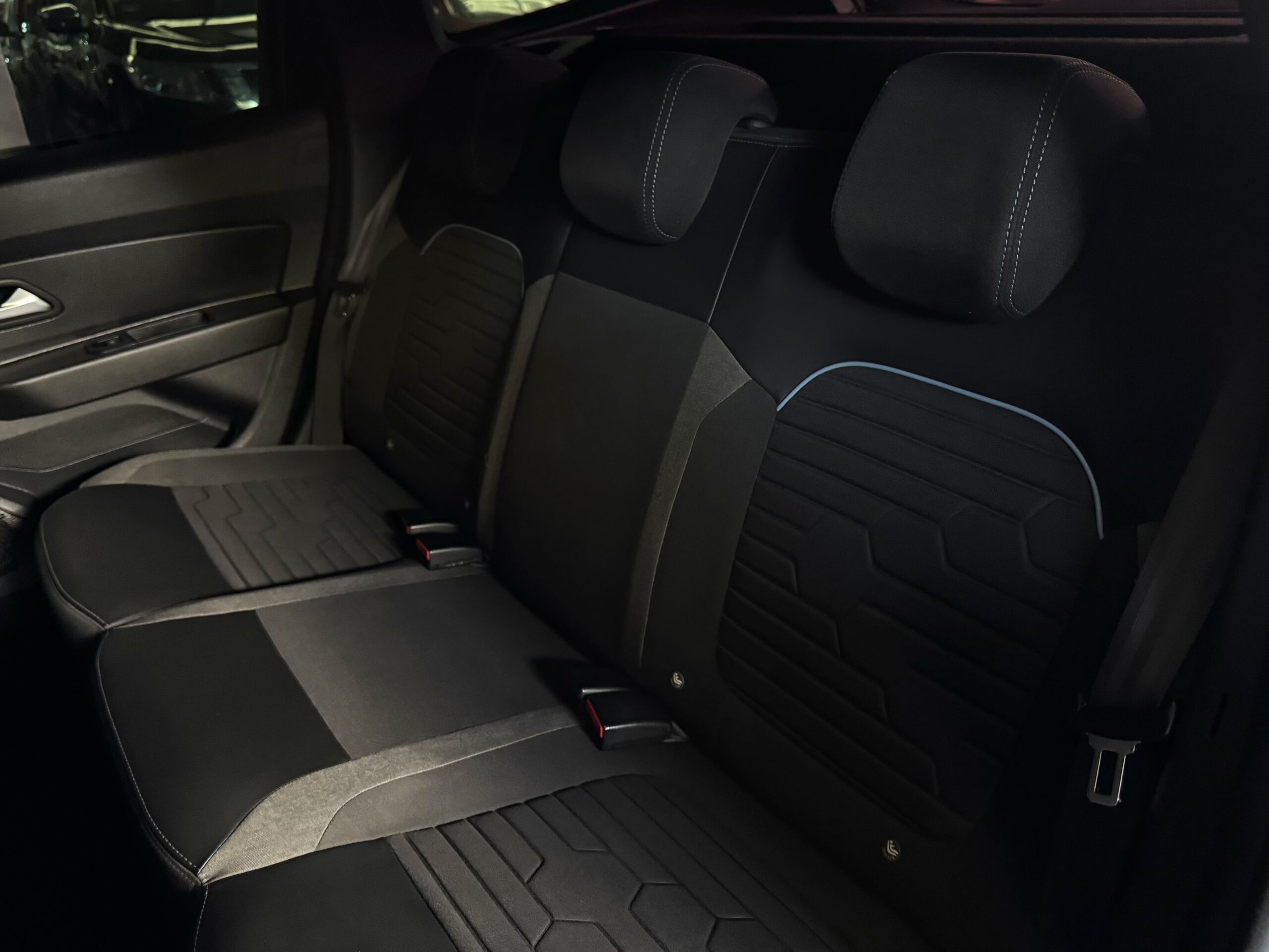 RENAULT DUSTER ICONIC CVT 2022